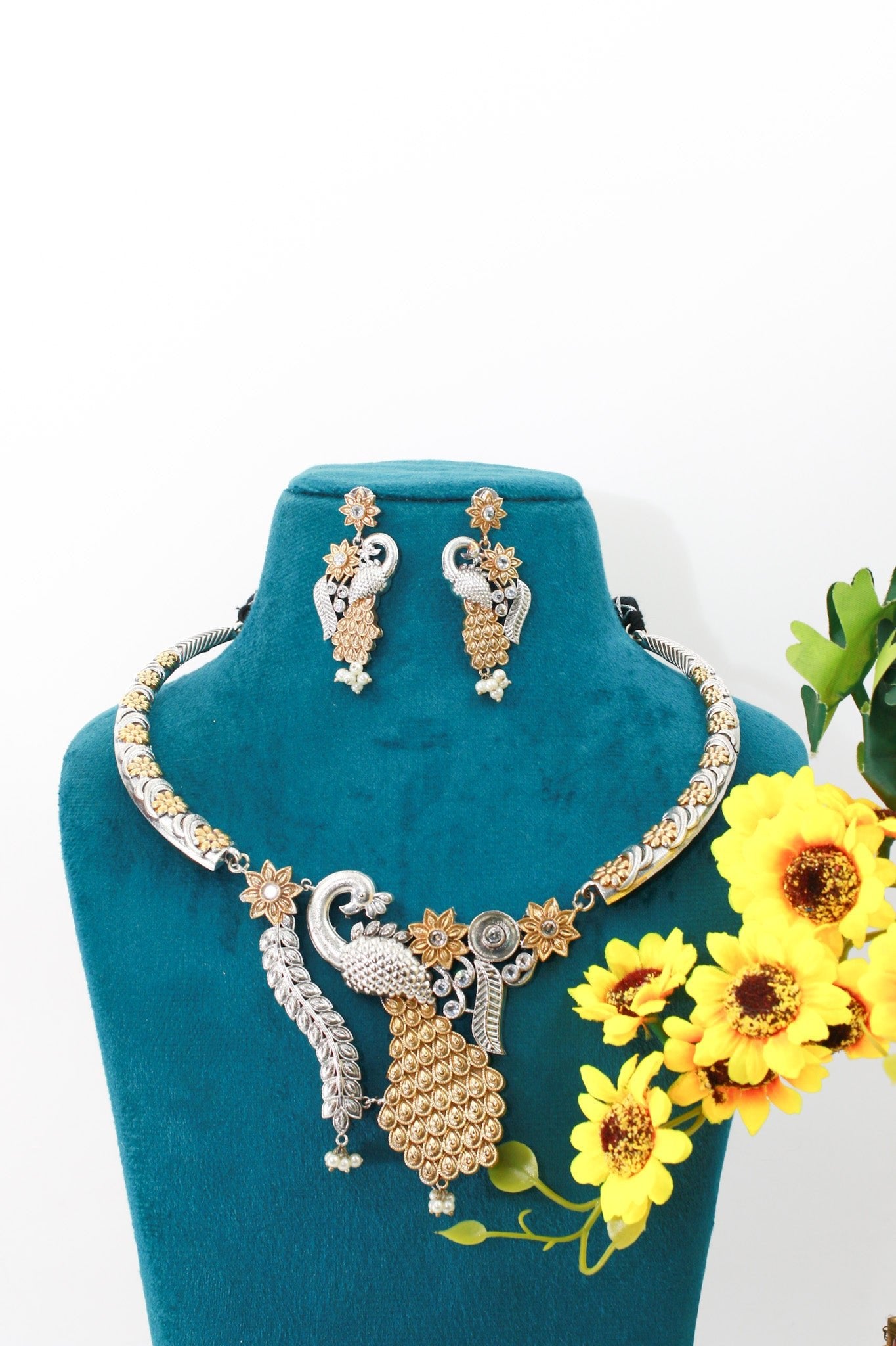 Elegant Dual - Tone Peacock Floral Statement Necklace Set - Maxiblink