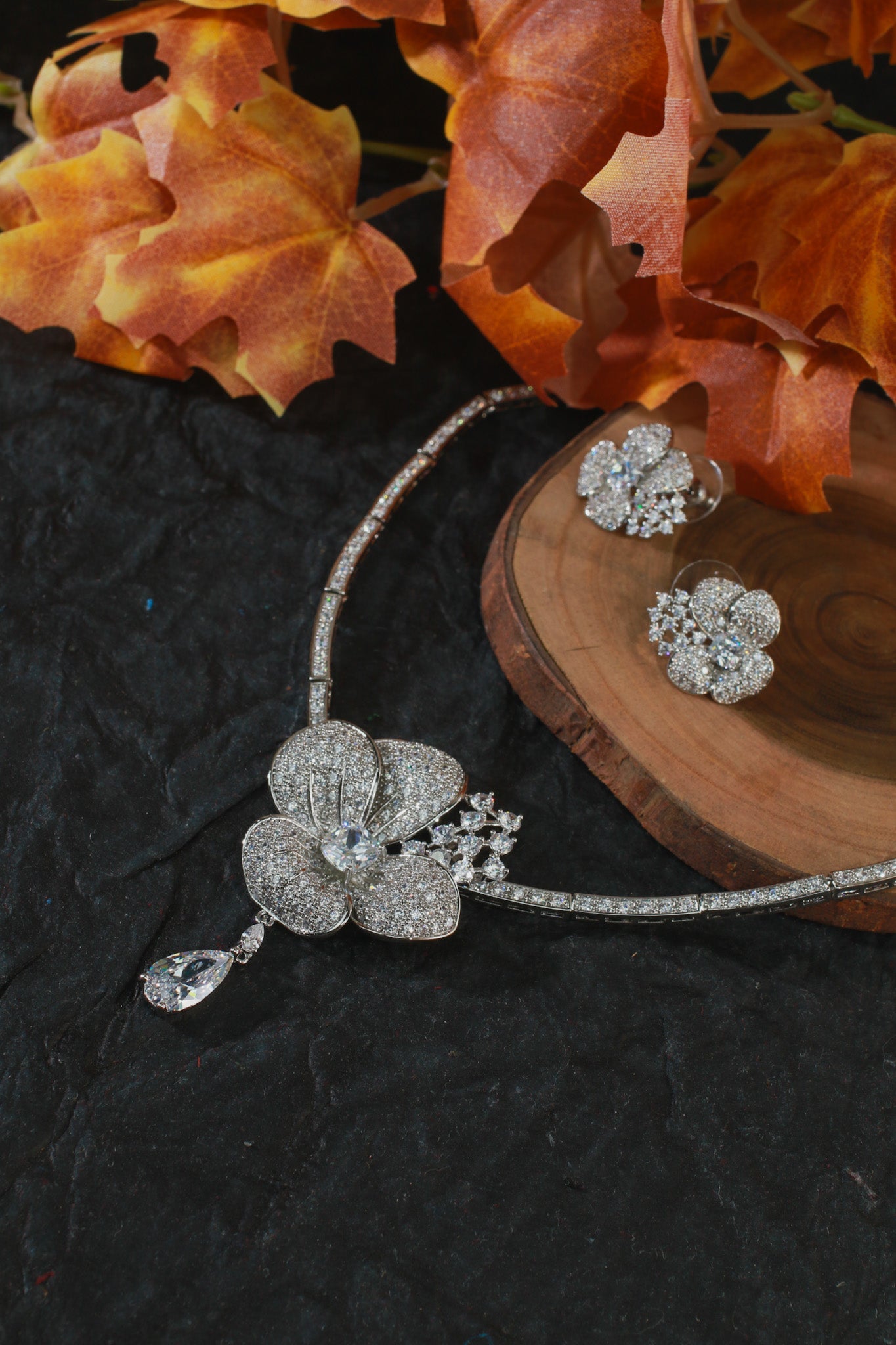 Elegant Floral Zircon Necklace Set for Women - Maxiblink