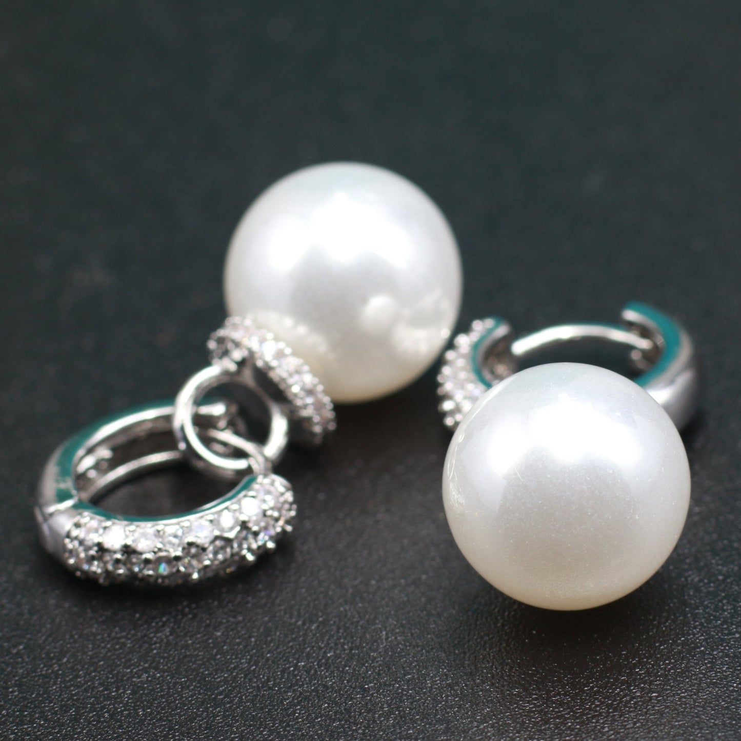 Elegant Pearl Drop Earrings - Maxiblink