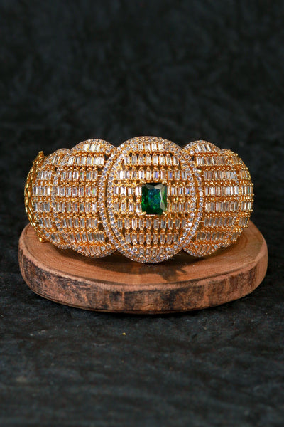 Emerald - Center Gold Bangle with Pave Detailing - Maxiblink