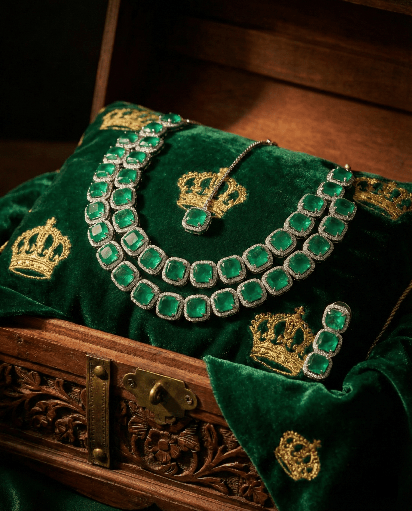Emerald Double Layer Cushion Cut Necklace Set | Premium Party Jewellery - Maxiblink