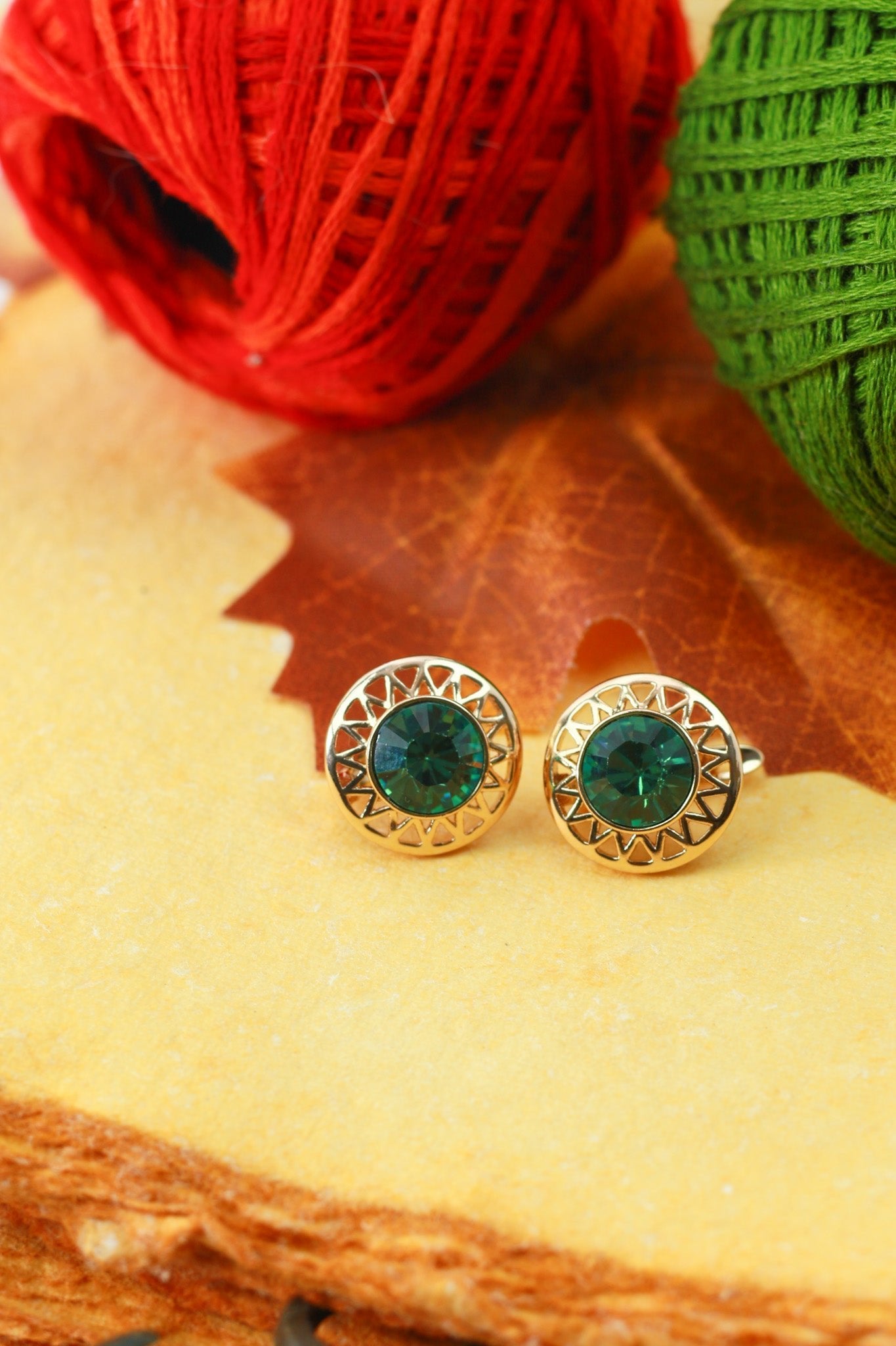 Emerald Green Crystal Geometric Stud Earrings - Maxiblink