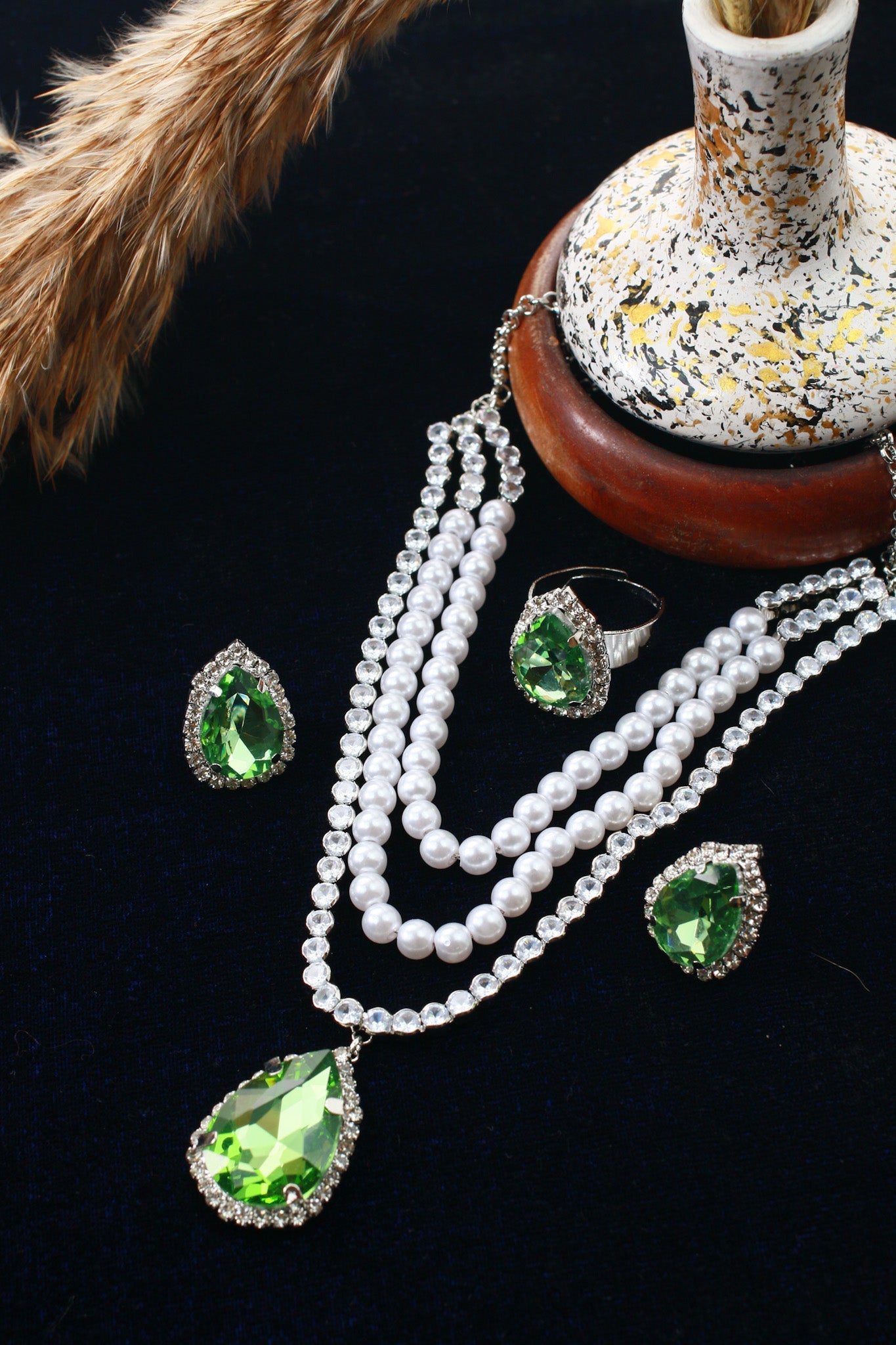 Emerald & Pearl Korean Glass Stone Necklace Set | Luxury Jewellery - Maxiblink