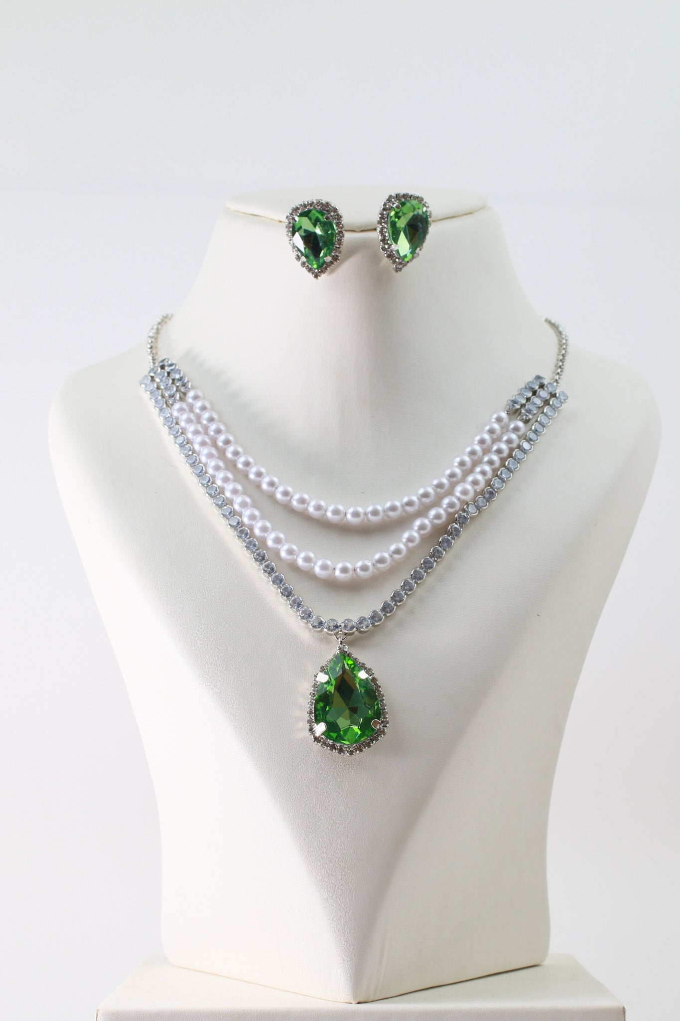 Emerald & Pearl Korean Glass Stone Necklace Set | Luxury Jewellery - Maxiblink