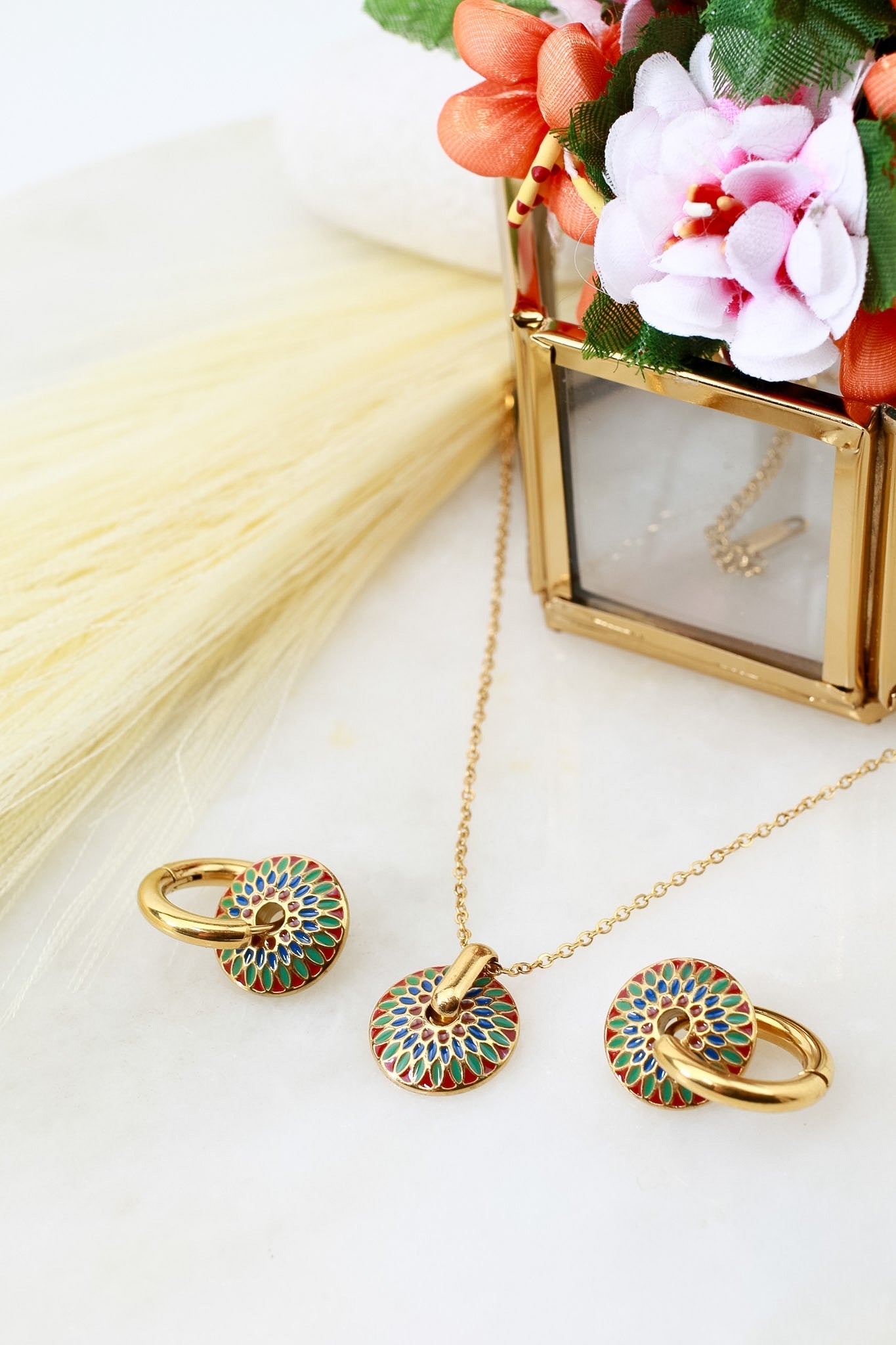 Enamel Flower Medallion Necklace & Hoop Earrings Set - Maxiblink