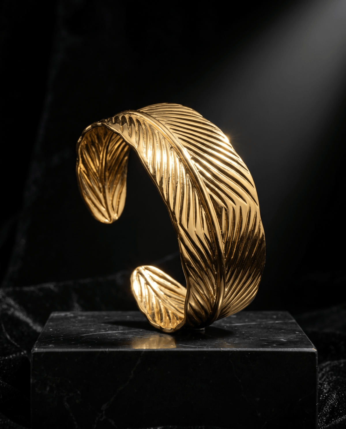 Feather Wave Textured Cuff Bracelet - Maxiblink