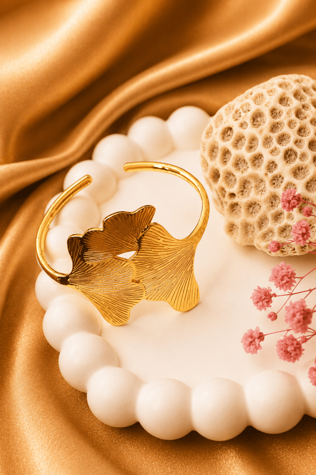 Ginkgo Leaf Open Cuff Bracelet - Maxiblink