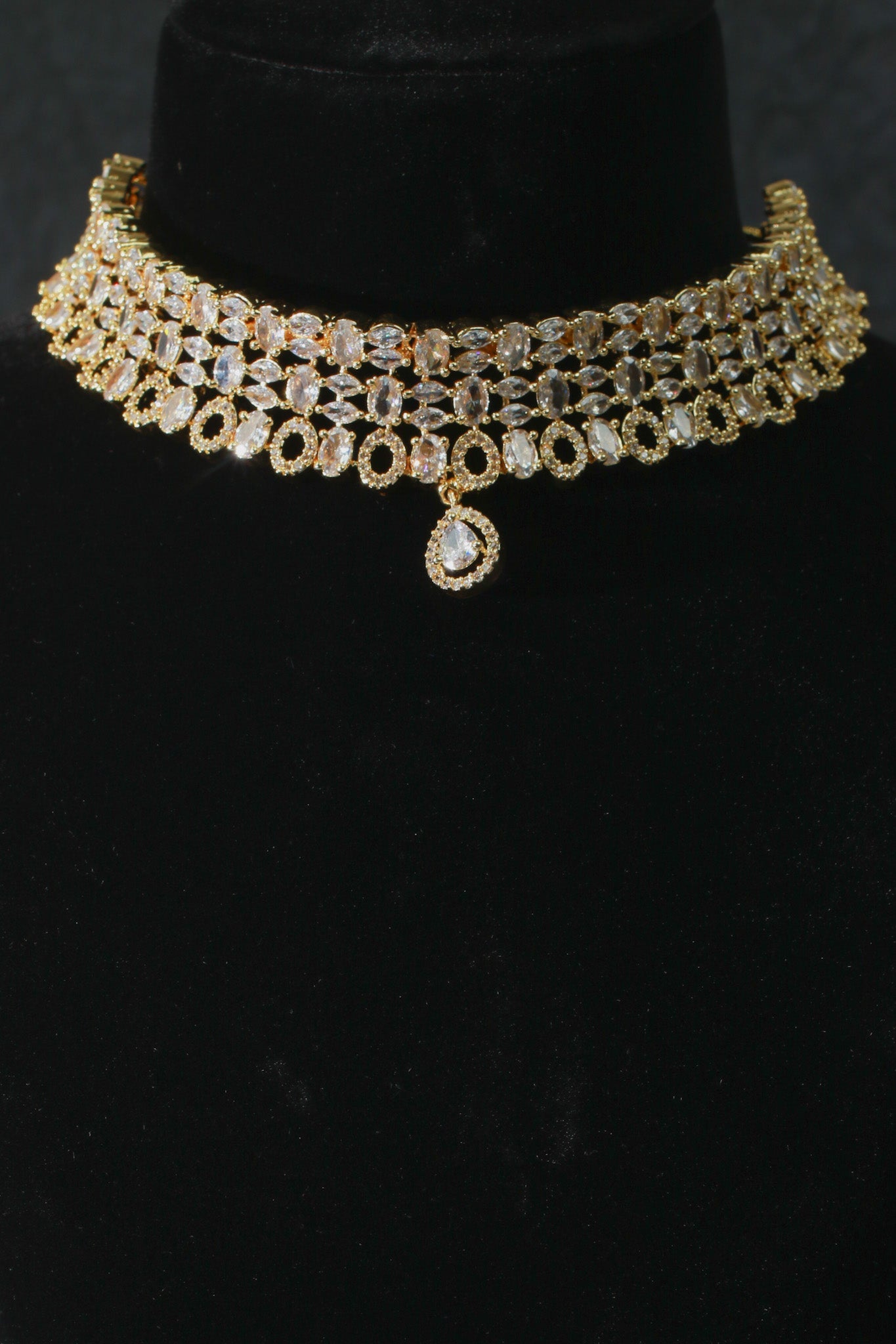 Gold - Plated Crystal Bridal Choker Set with Maang Tikka - Maxiblink