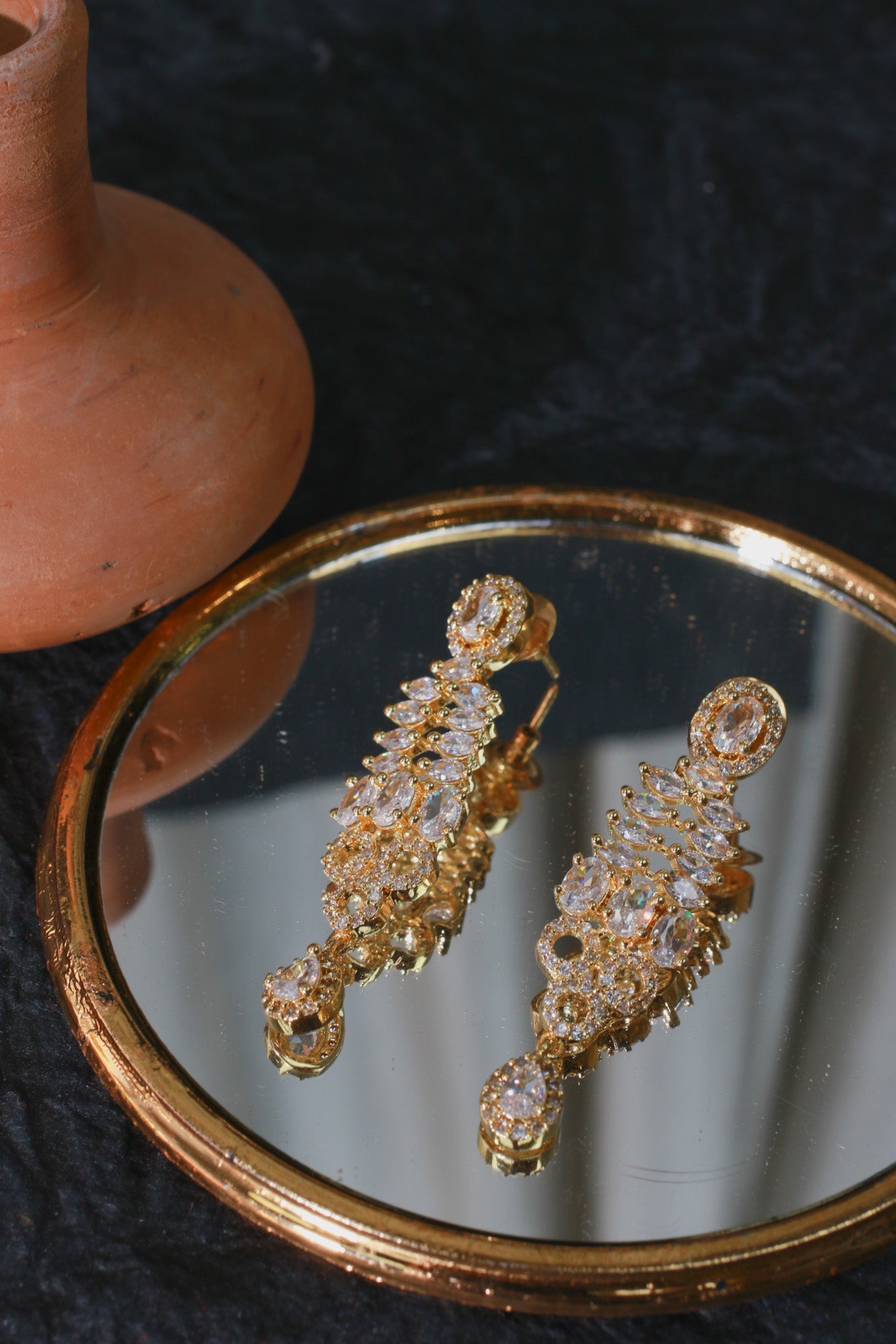 Gold - Plated Crystal Bridal Choker Set with Maang Tikka - Maxiblink