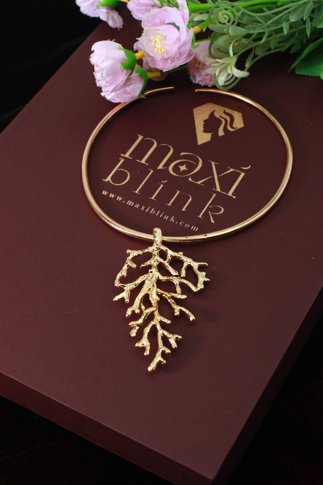 Gold Plated Organic Leaf Branch Pendant Hansli Necklace | Nature Inspired | Anti‑Tarnish - Maxiblink