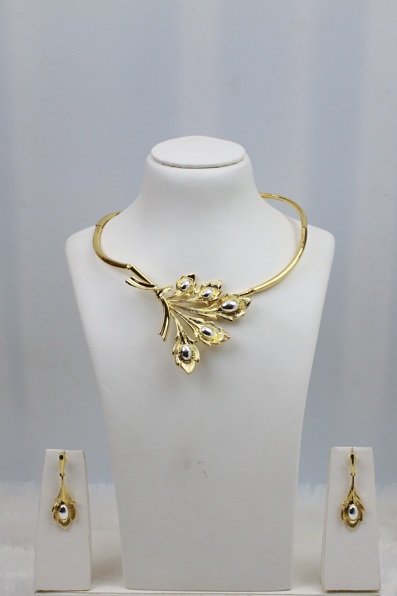 Gold Plated Petal Cluster Necklace Set with Silver‑Tone Bead Accents | Anti‑Tarnish - Maxiblink