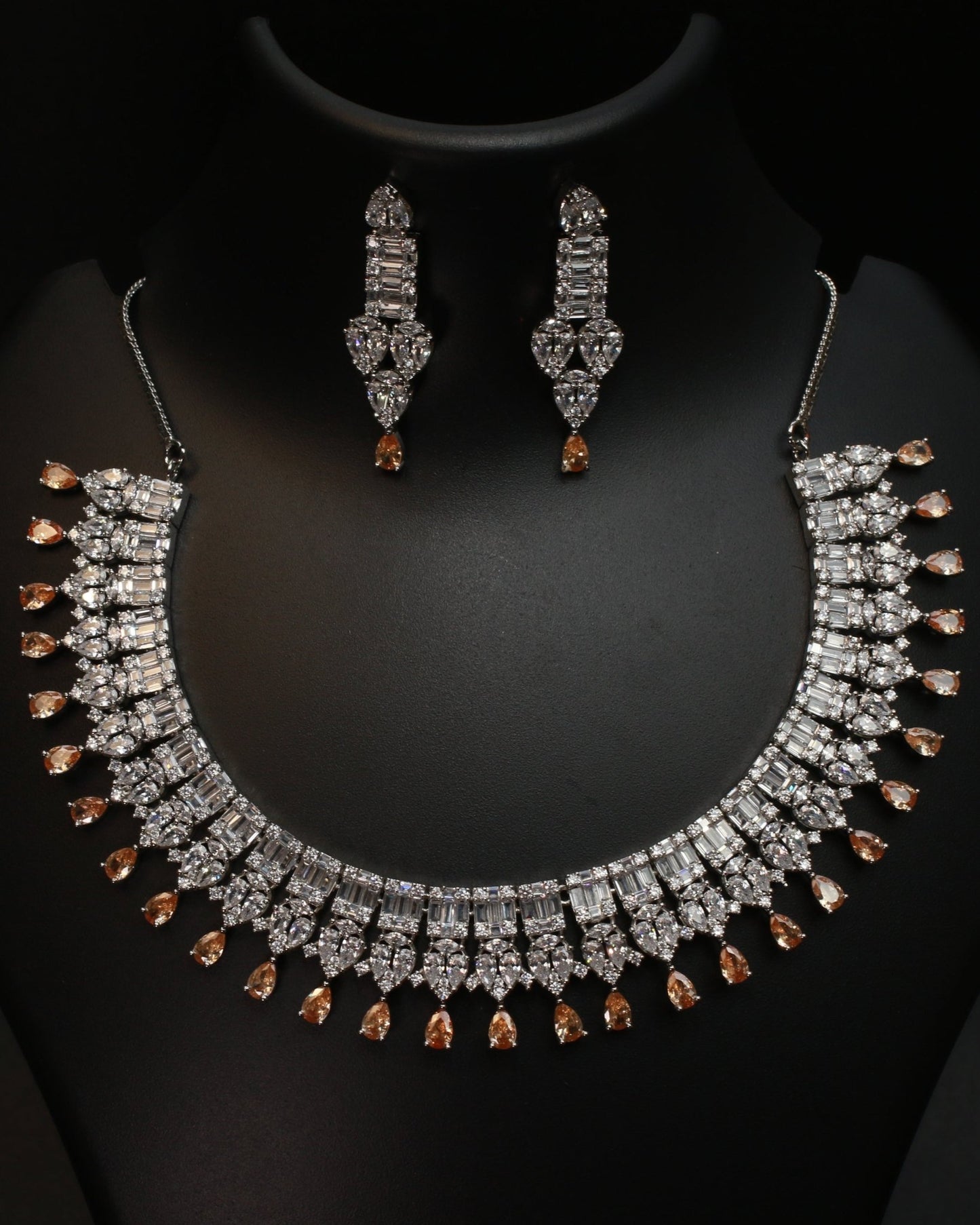 Golden Peach Empress Necklace Set - Maxiblink