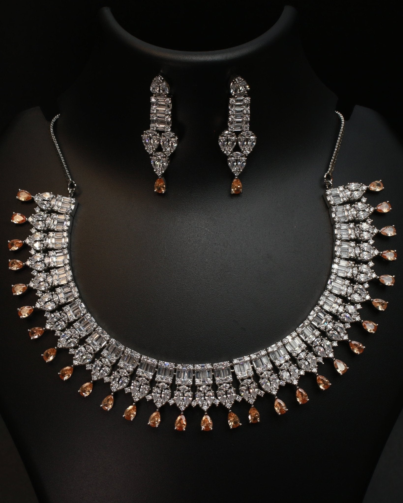 Golden Peach Empress Necklace Set - Maxiblink