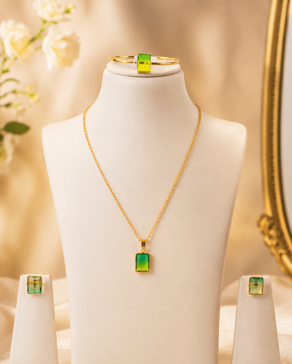 Green Gradient Crystal Pendant & Bracelet Set - Maxiblink