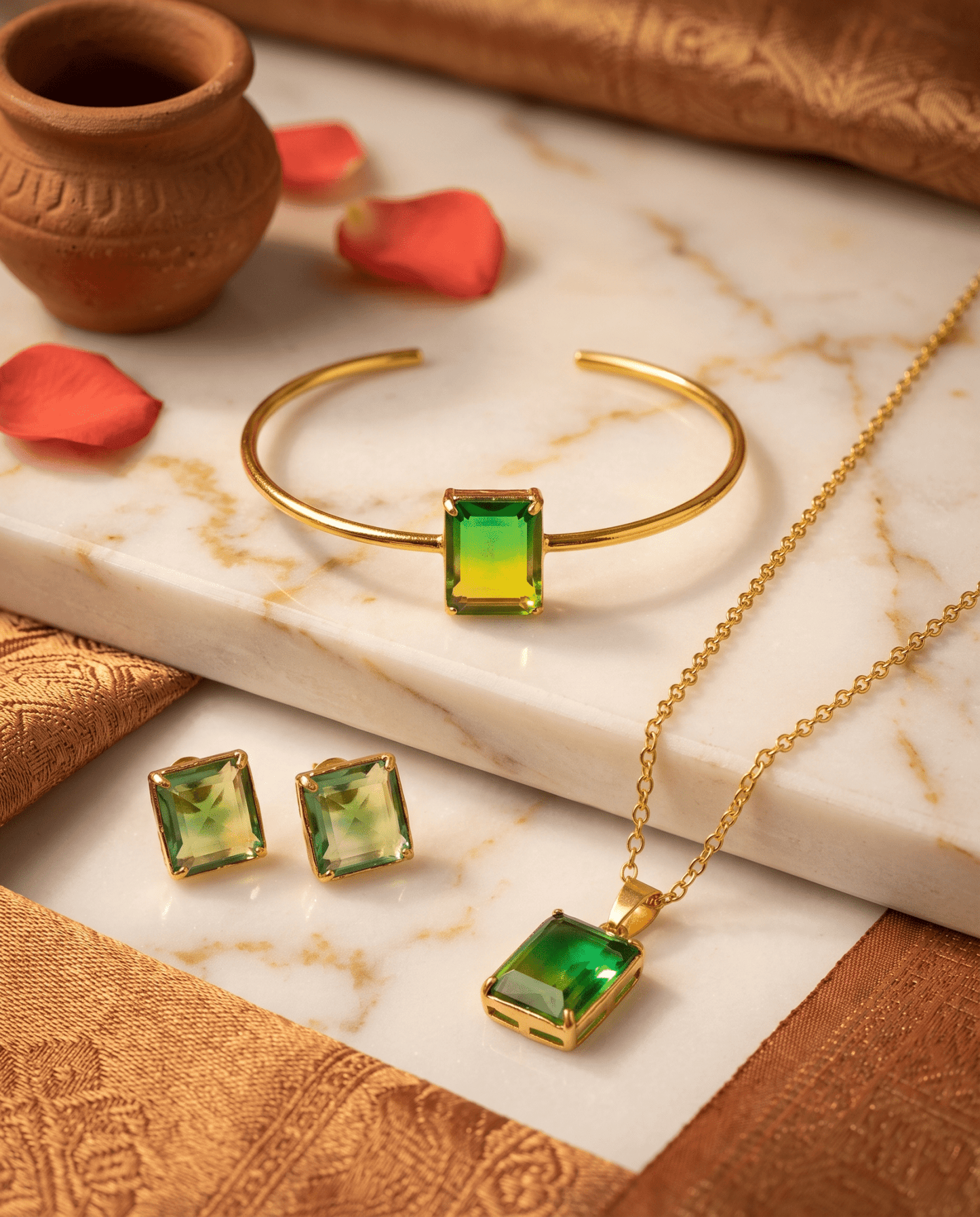 Green Gradient Crystal Pendant & Bracelet Set - Maxiblink