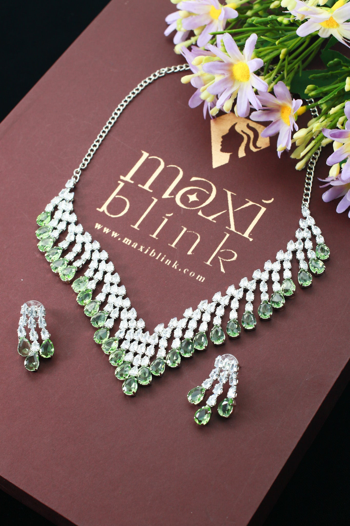 Green Layered Korean Glass Stone Necklace Set | Premium Jewellery - Maxiblink