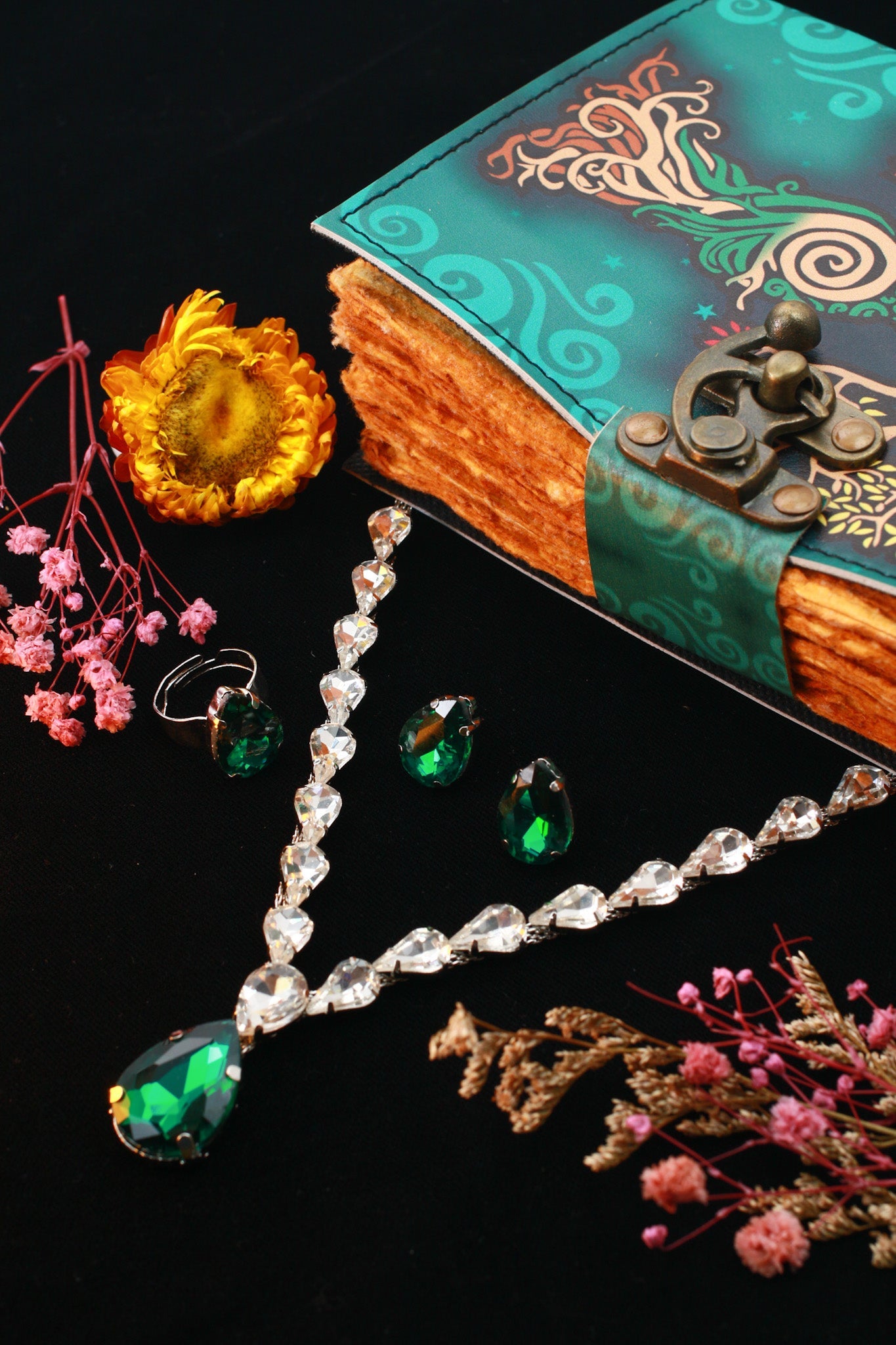 Green Teardrop Korean Glass Stone Necklace Set | Luxury Crystal Jewellery - Maxiblink