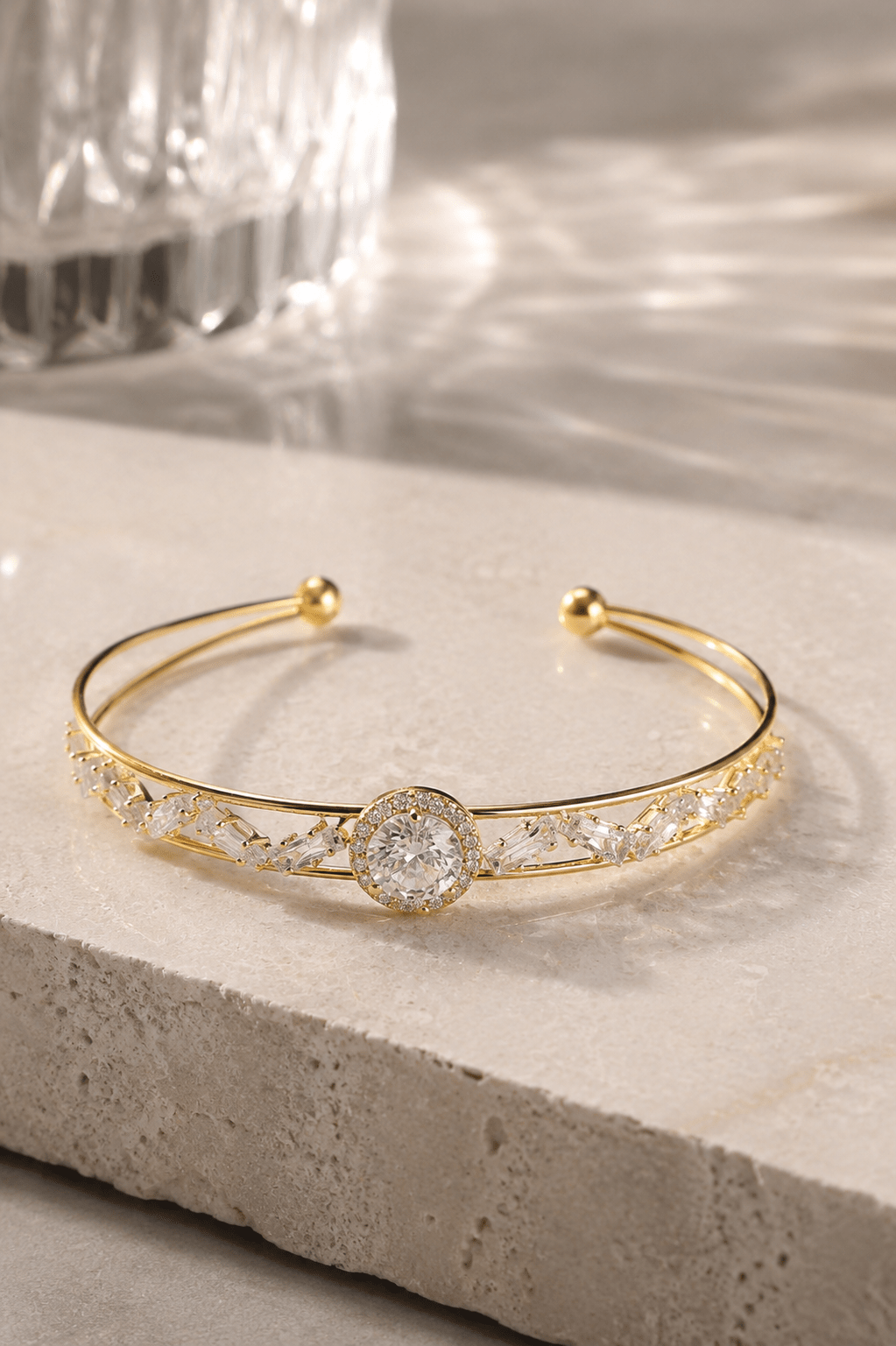 Halo Solitaire Baguette Cuff Bracelet - Maxiblink