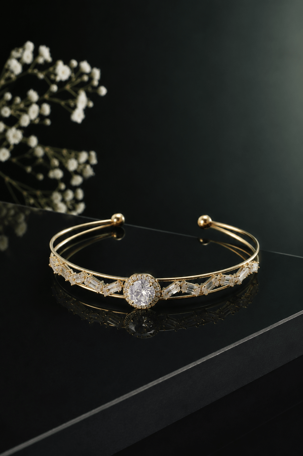 Halo Solitaire Baguette Cuff Bracelet - Maxiblink