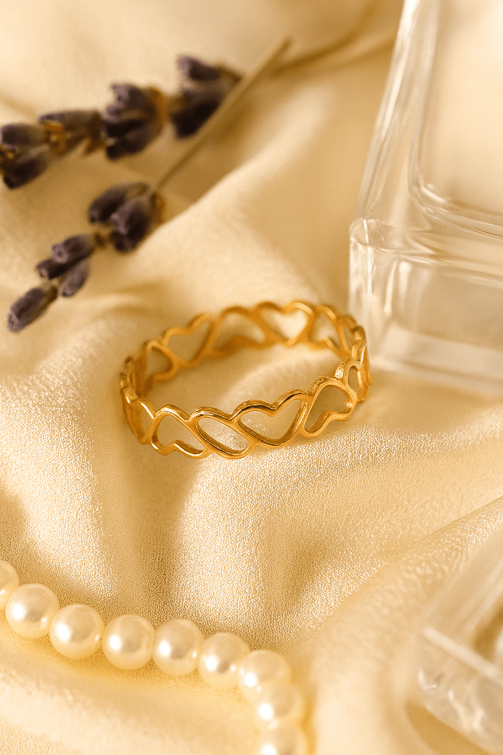 Heart Infinity Cutout Ring in Gold - Maxiblink