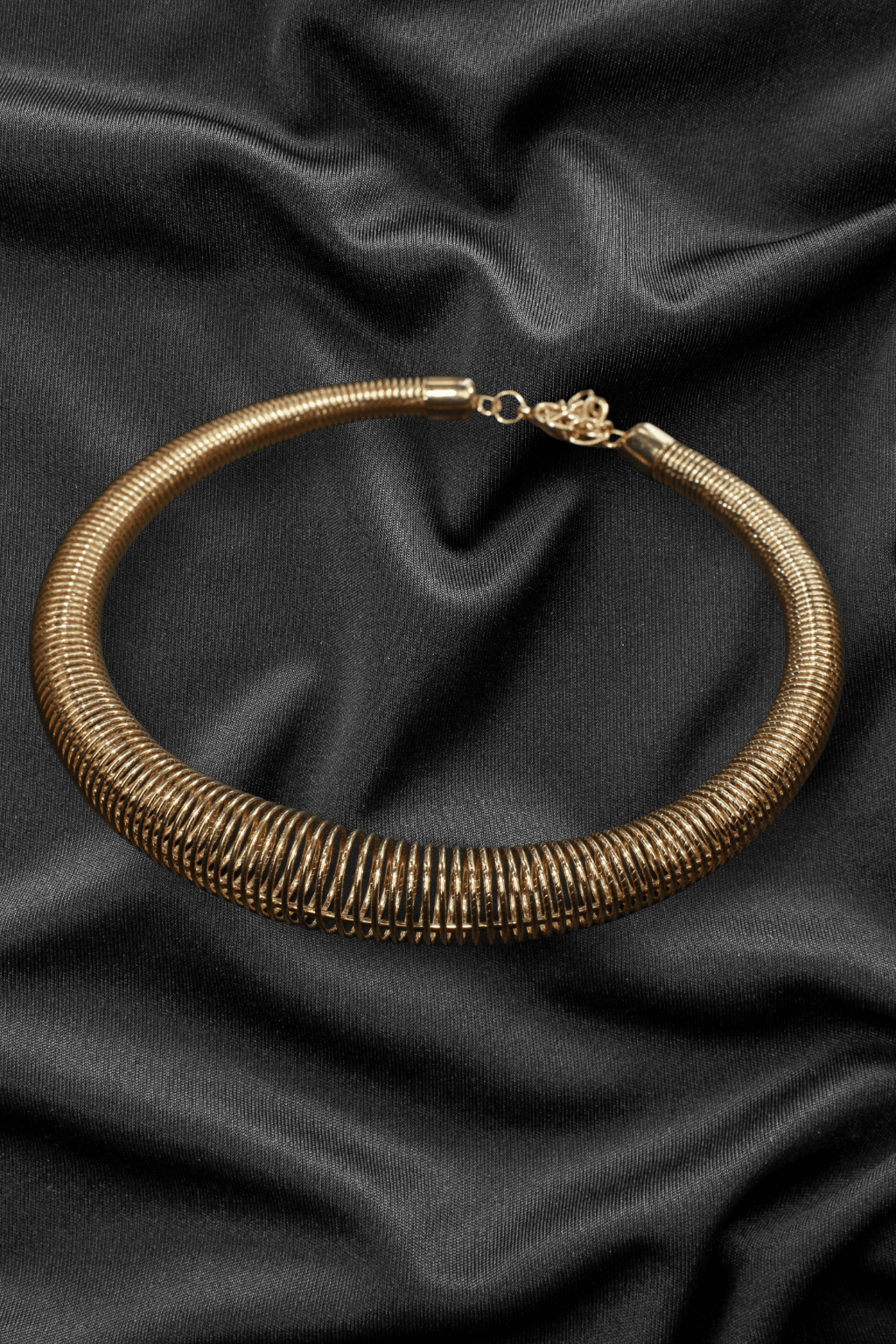 Heavy Coil - Style Adjustable Gold Contemporary Choker - Maxiblink