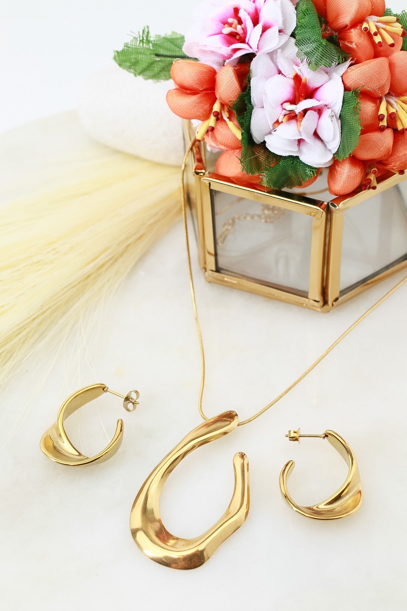 Irregular Drop Pendant Necklace & Earring Set