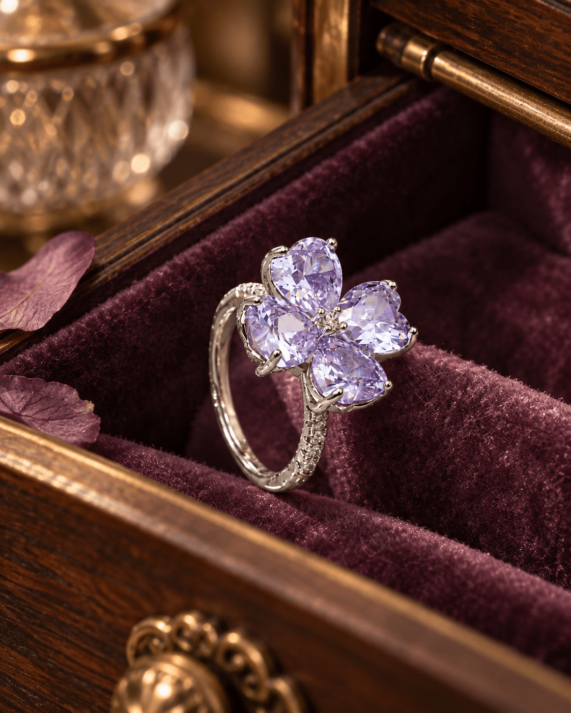 Lavender Four-Leaf Clover Heart CZ Ring - Maxiblink