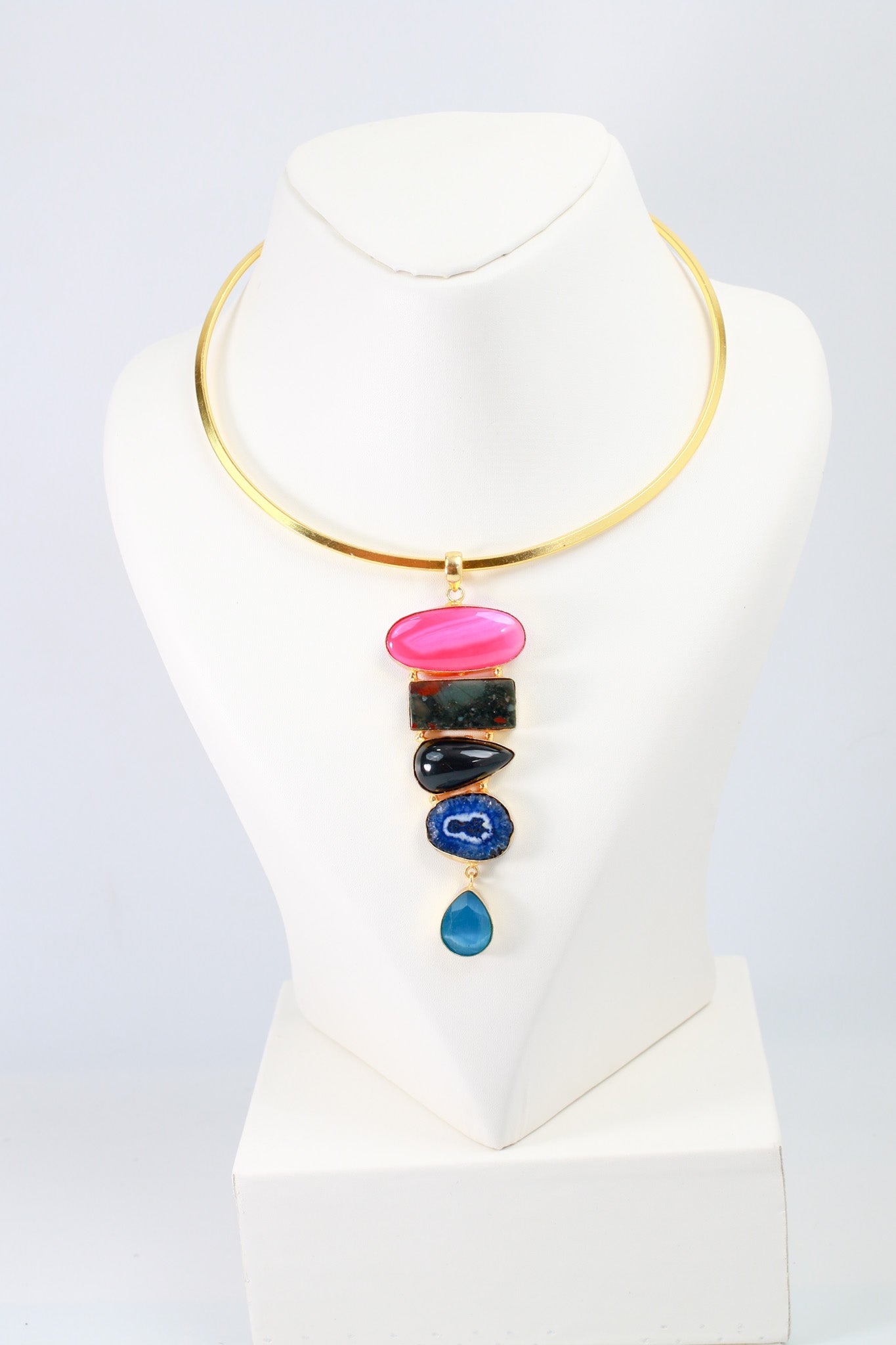 Layered Multistone Hansuli Necklace | Brass Anti Tarnish | Lightweight - Maxiblink