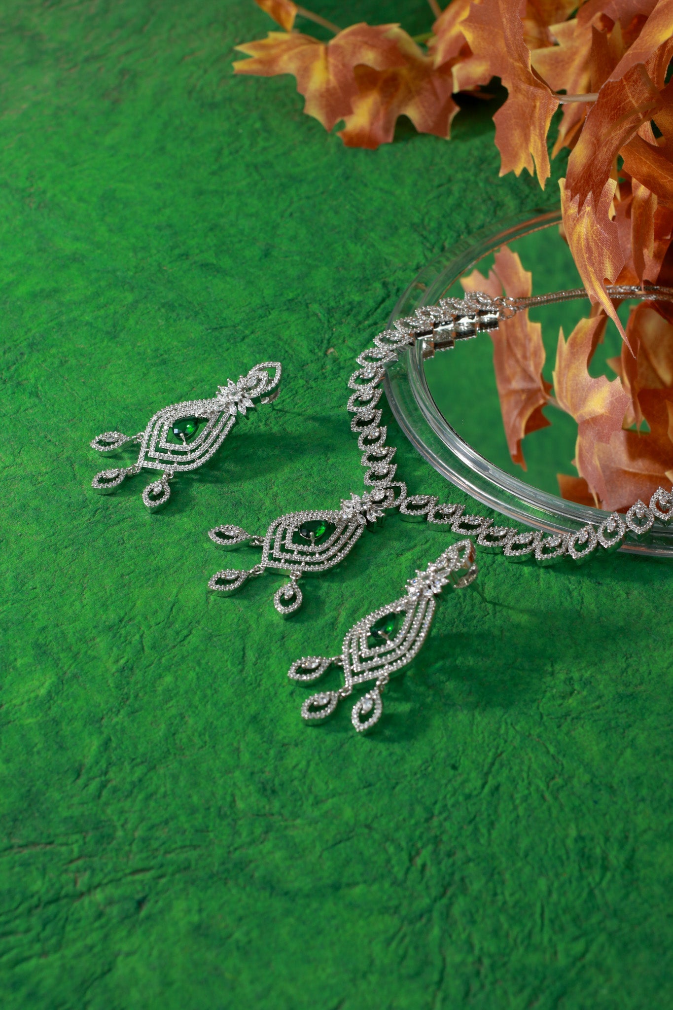Leaf Drop Emerald AD Necklace Set - Maxiblink
