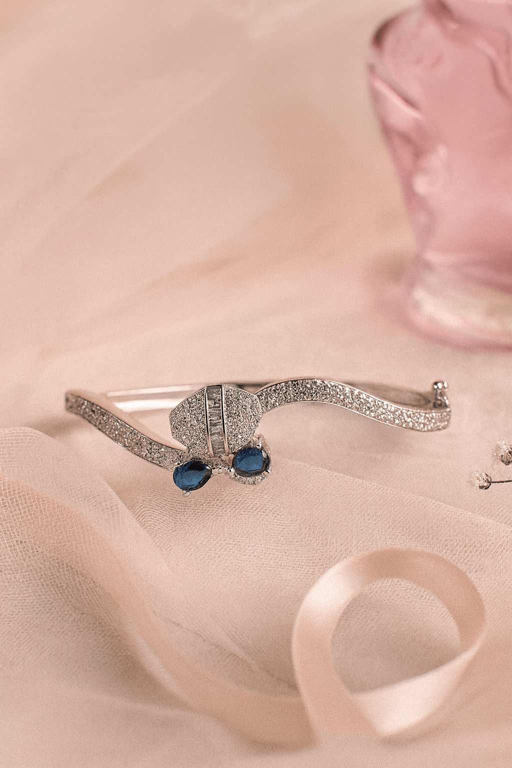 Midnight Blue Elegance Bracelet - Maxiblink