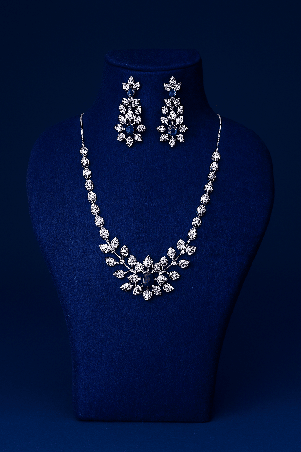 Midnight Floral Silver Bridal Necklace Set - Maxiblink
