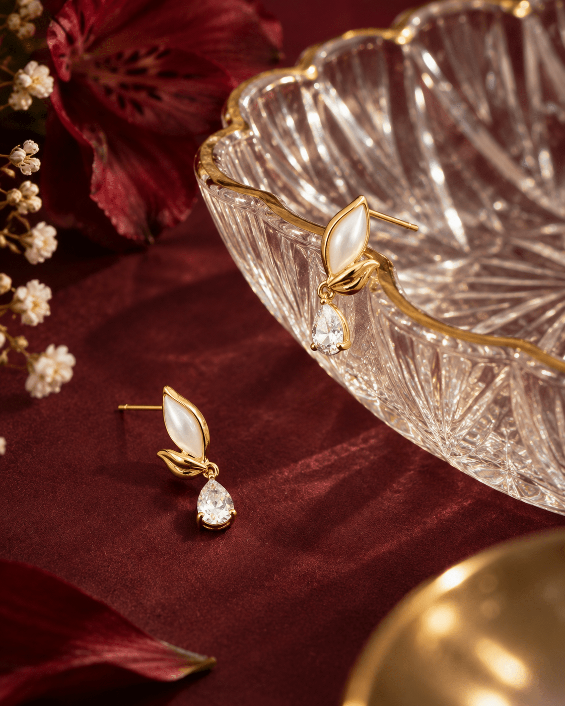 Mother of Pearl Leaf Teardrop Earrings - Maxiblink