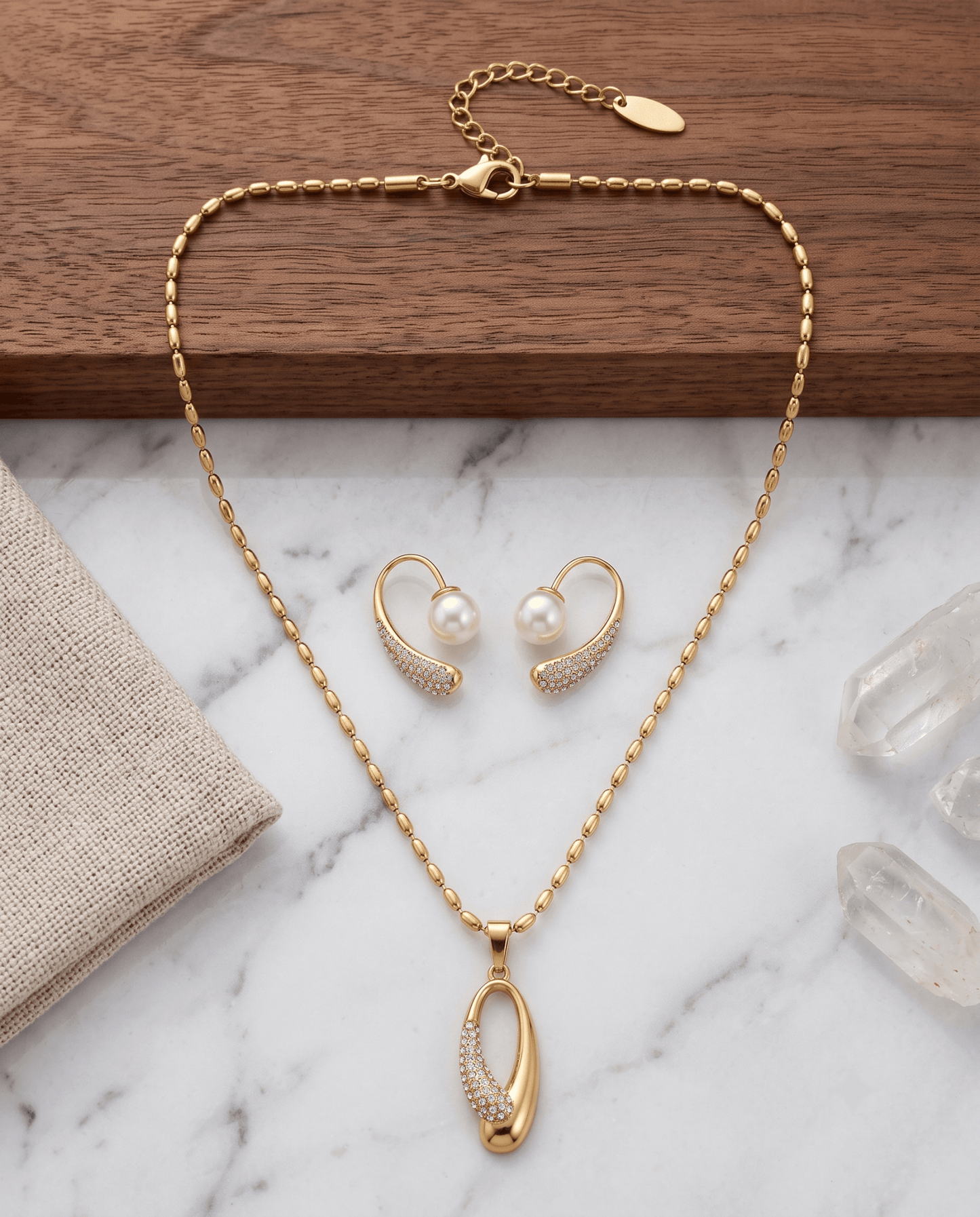 Oval Rhinestone Pendant Necklace & Pearl Drop Earrings Set - Gold Stainless Steel