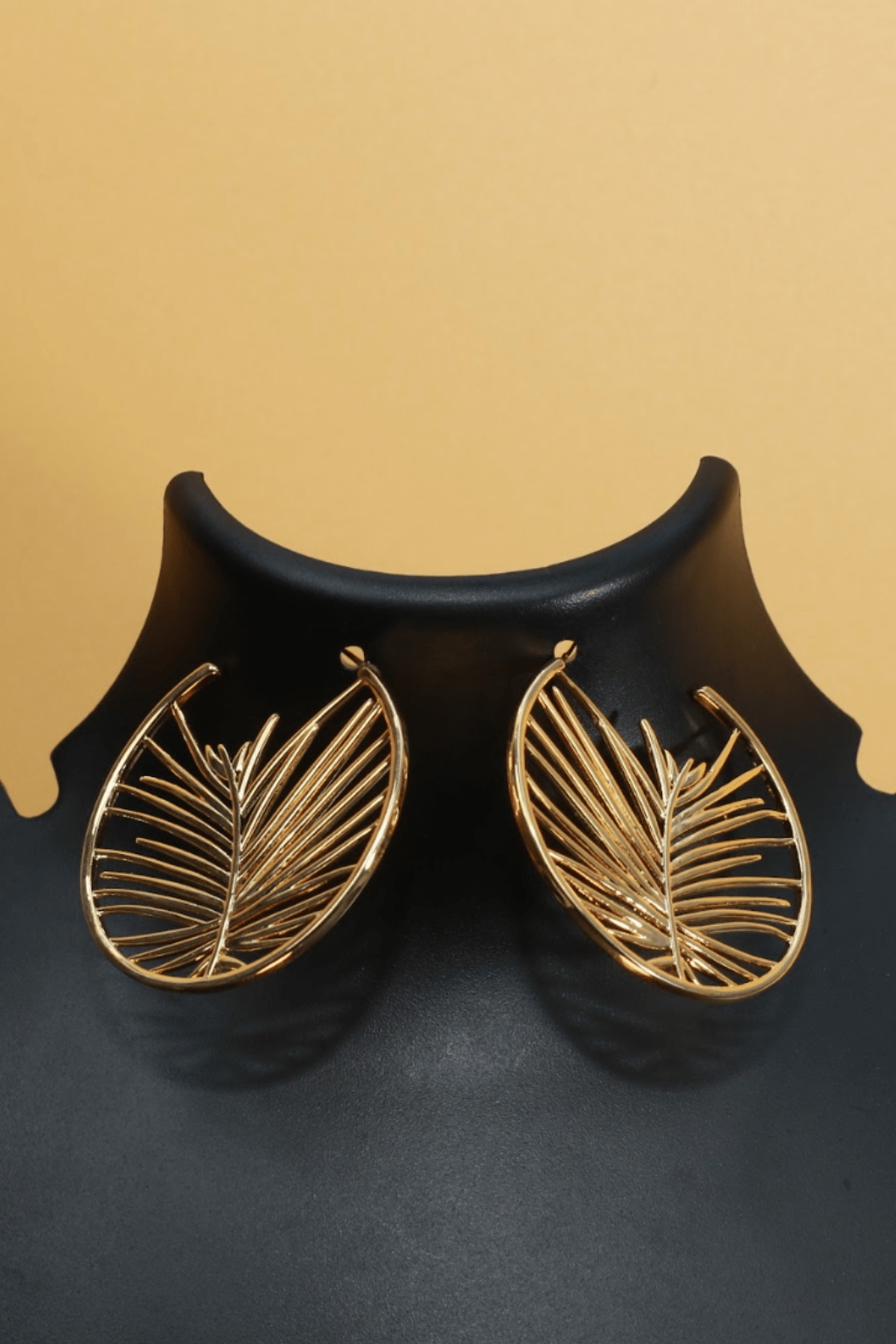 Palm Leaf Hoop Earrings – Bold Tropical Statement - Maxiblink