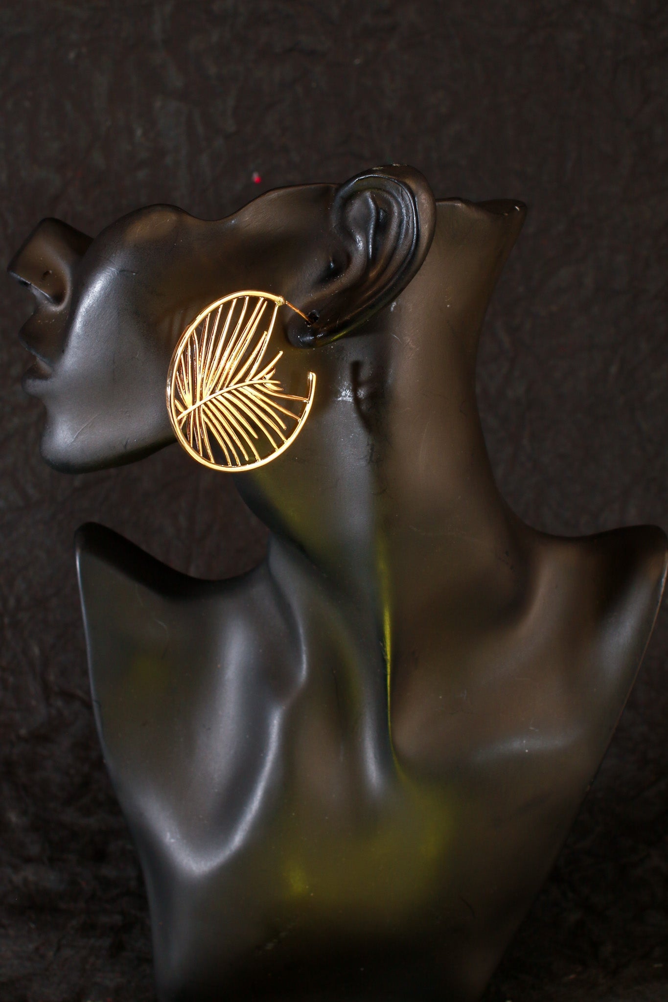 Palm Leaf Hoop Earrings – Bold Tropical Statement - Maxiblink