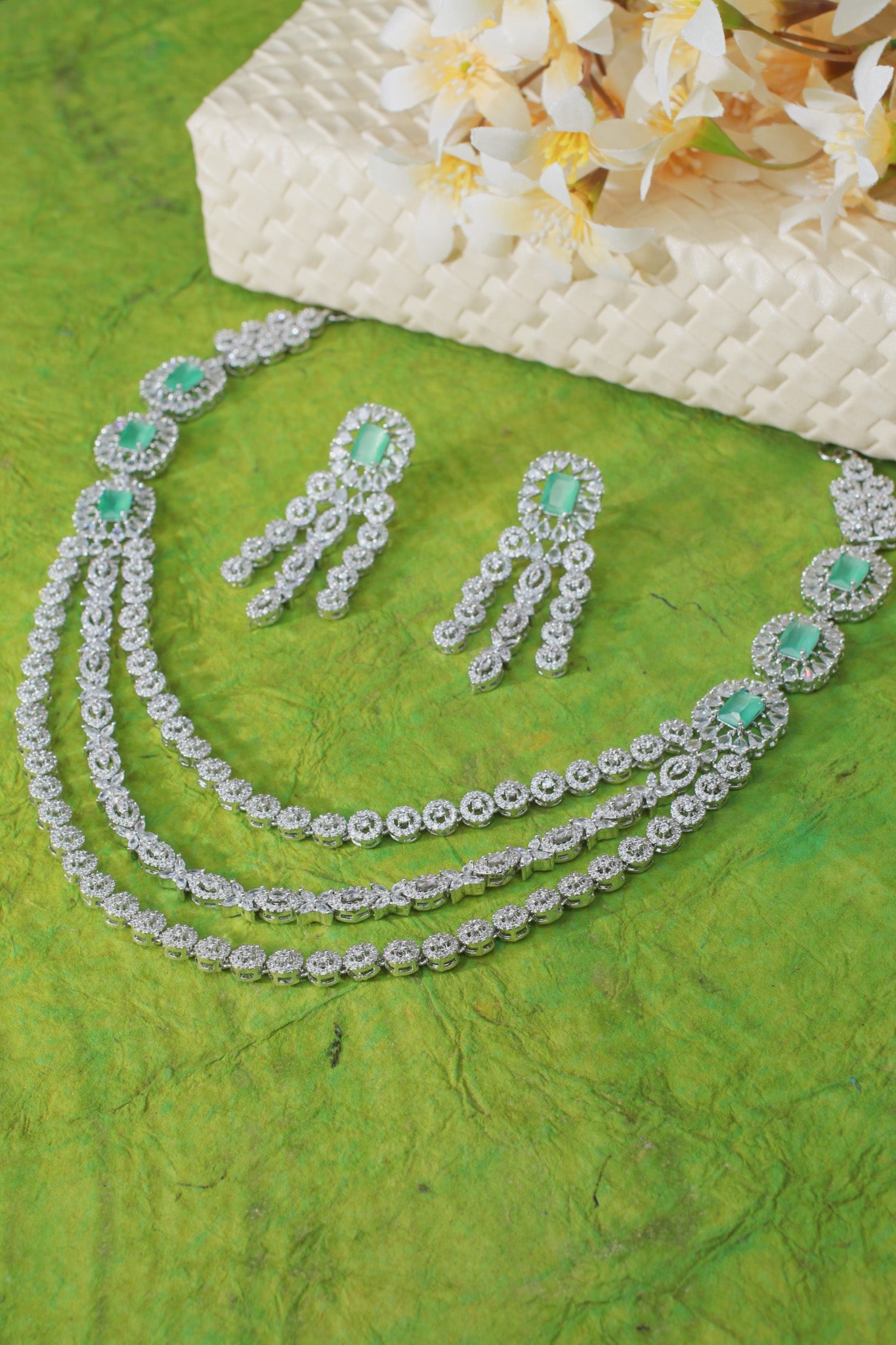 Pastel Mint Layered Diamond Necklace Set - Maxiblink