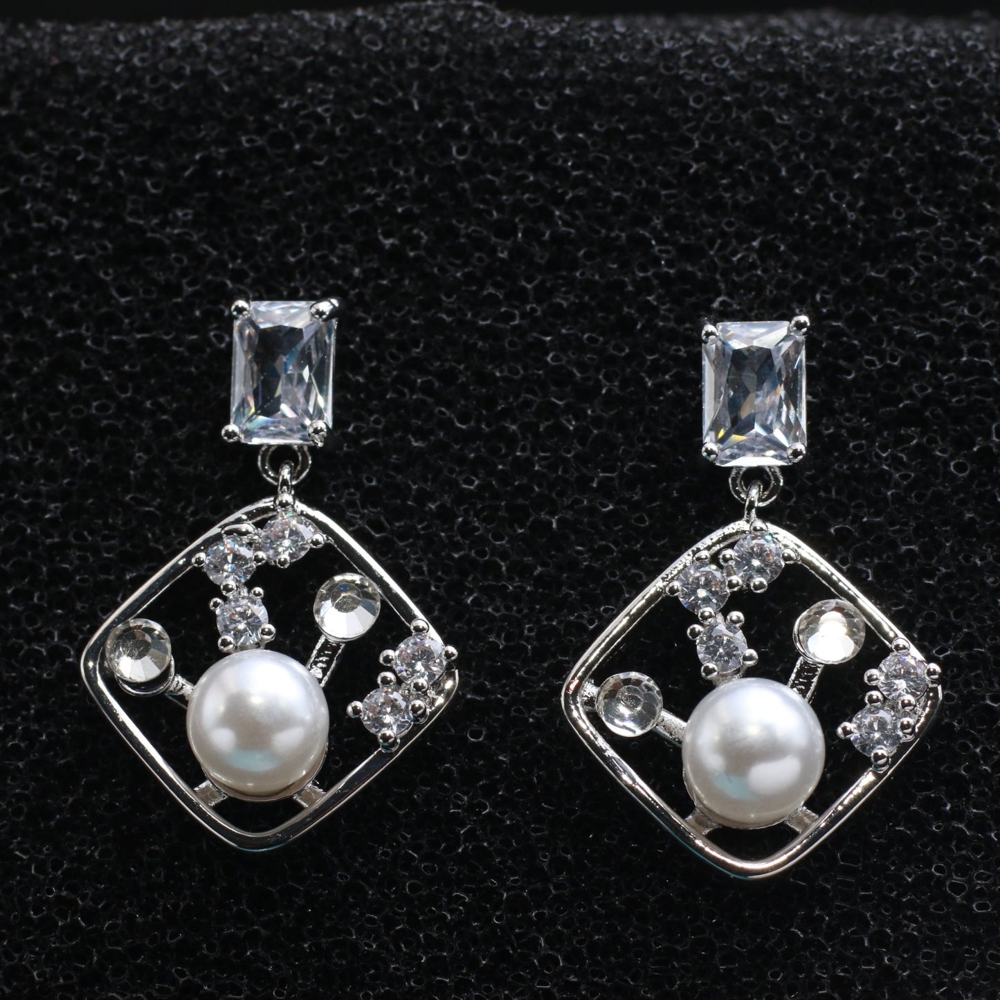 Pearl & Diamond Square Dangle Earrings - Maxiblink
