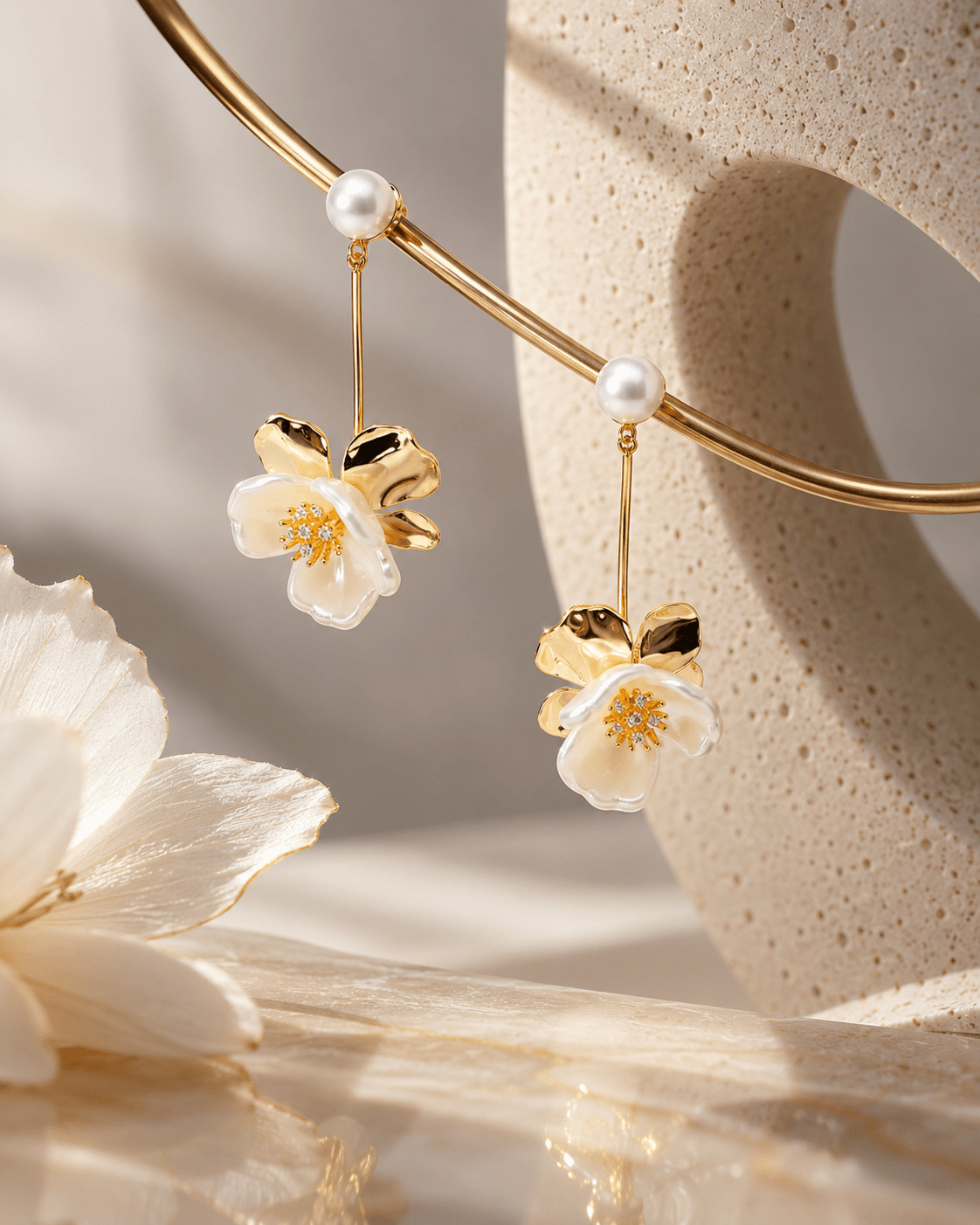 Pearl Flower Drop Earrings - Maxiblink