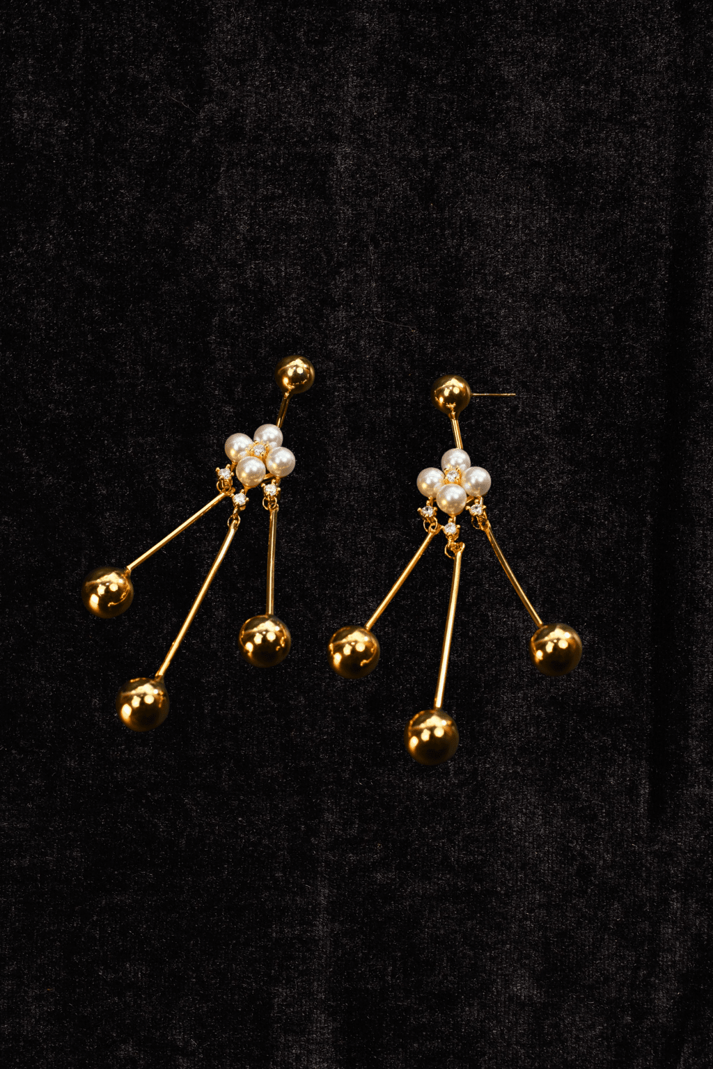 Pearl & Gold Stick Drop Earrings with Floral Cluster – Elegant Anti - Tarnish Jewelry - Maxiblink