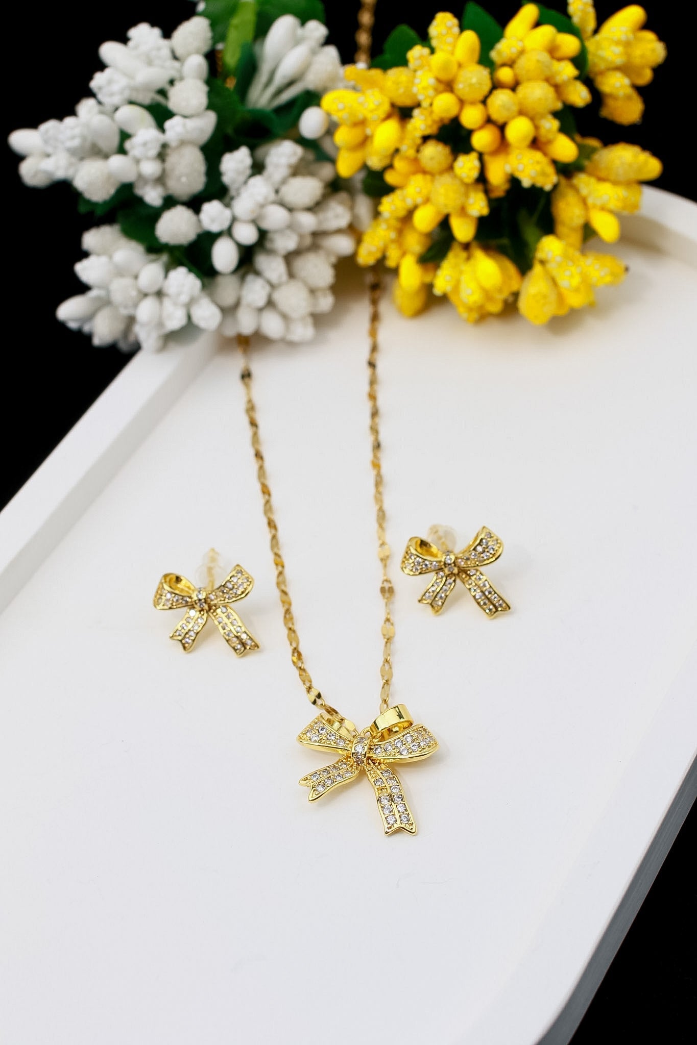 Rhinestone Bow Pendant Necklace & Earring Set