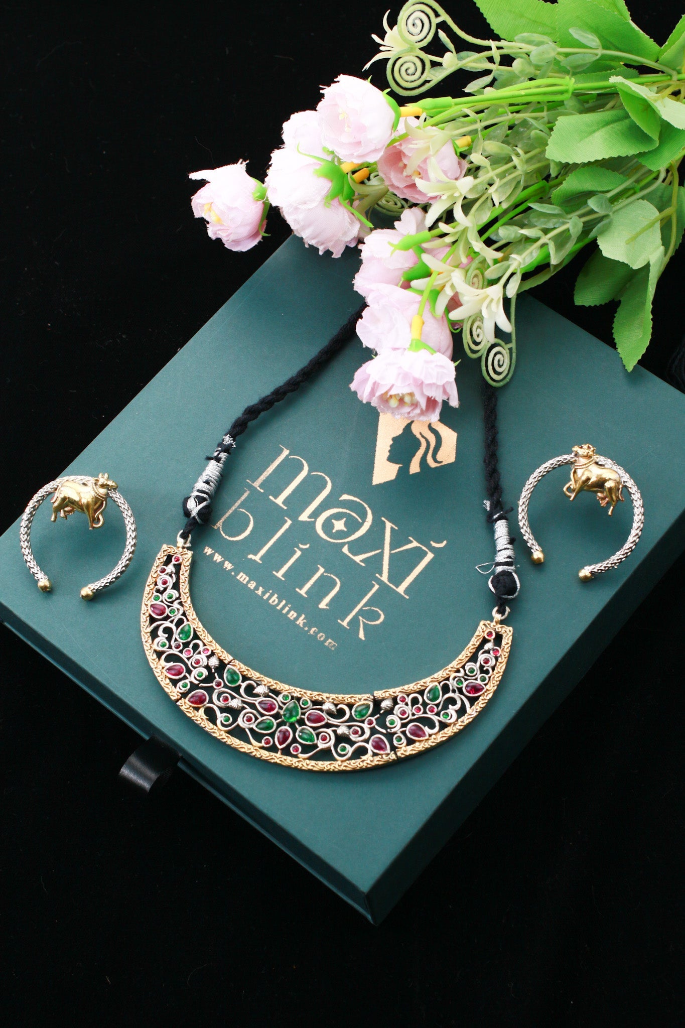 Royal Dual - Tone Floral Vine Pearl Necklace Set with Nandi Motif Earrings - Maxiblink