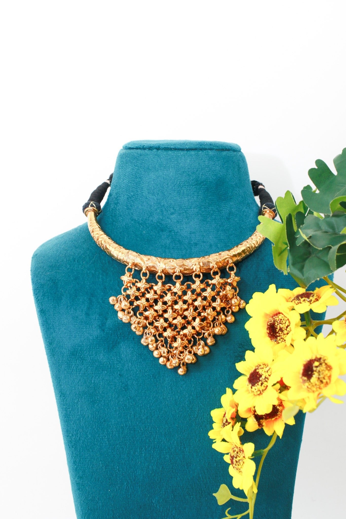 Royal Gold Antique Floral Fringe Choker - Maxiblink