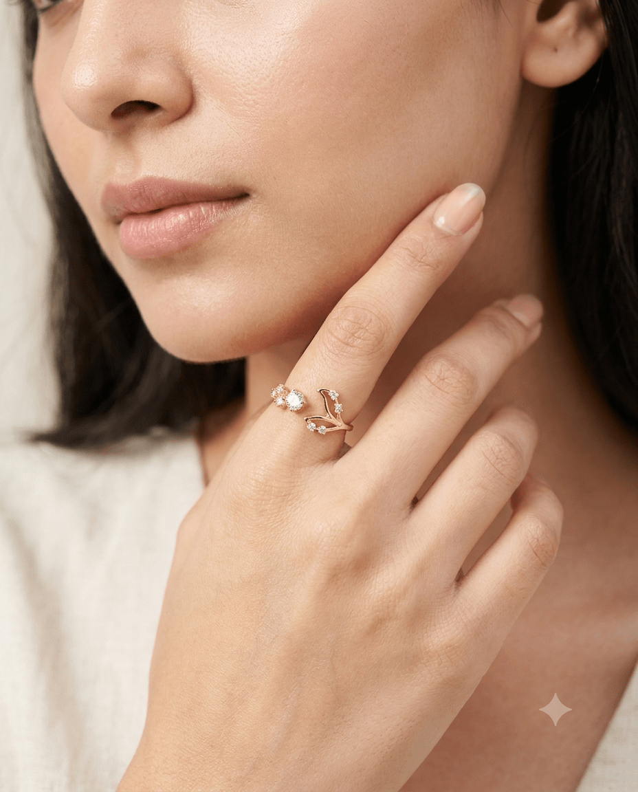 Solitaire & Crystal Leaf Sprig Ring in 18K gold-plated stainless steel — MaxiBlink