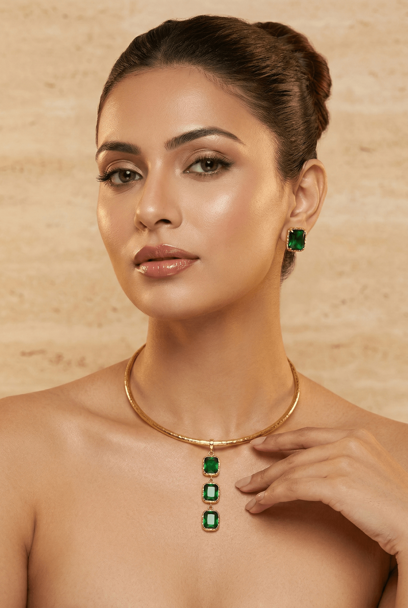 Square Natural Stone Drop Hansuli Choker Necklace – Gold Plated Brass Minimal Statement Jewelry - Maxiblink
