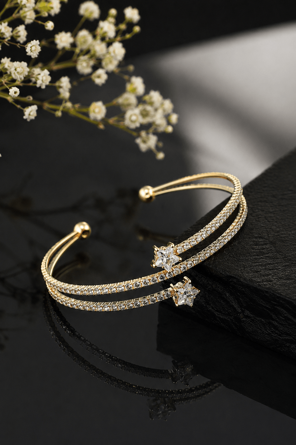 Star Tipped Crystal Coil Wrap Bracelet - Maxiblink