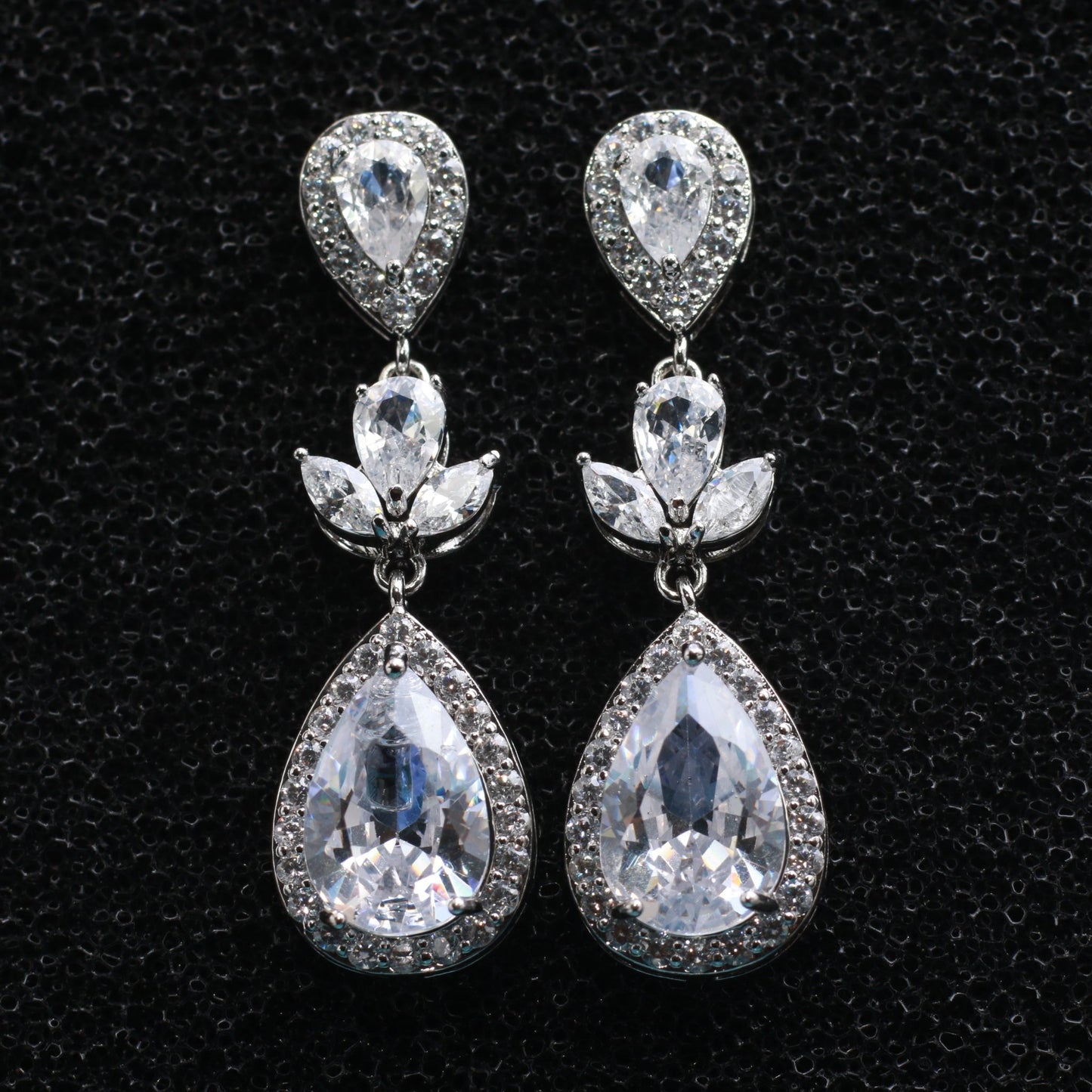Teardrop Bridal Crystal Earrings - Maxiblink