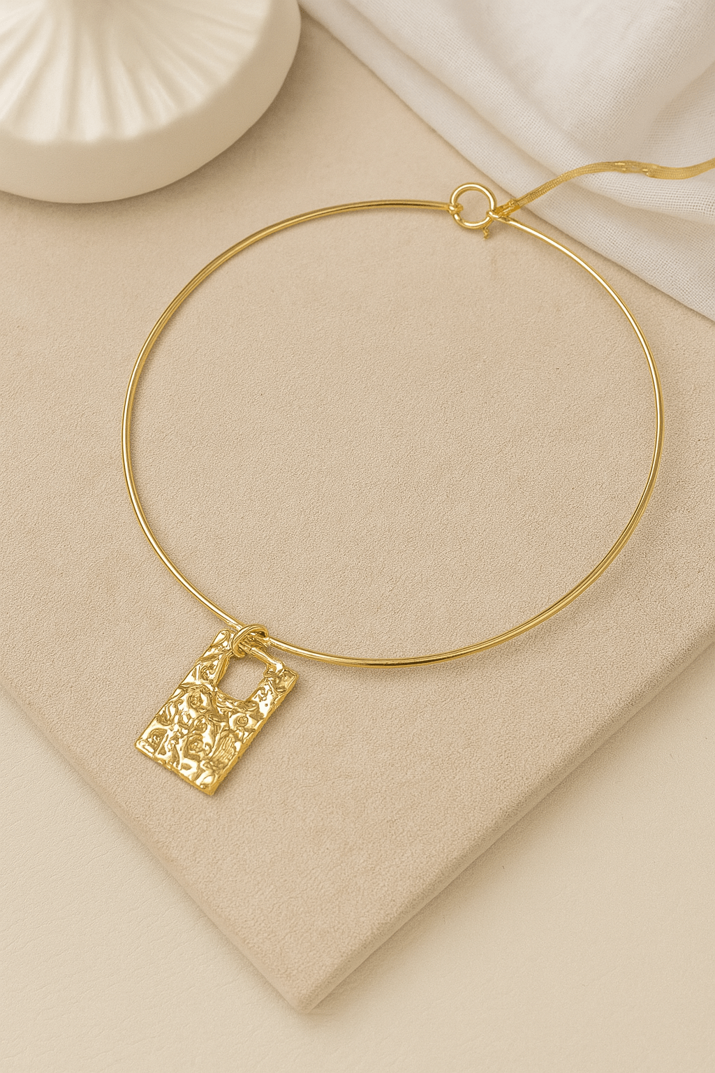 Textured Golden Bar Pendant Necklace with Chain - Maxiblink