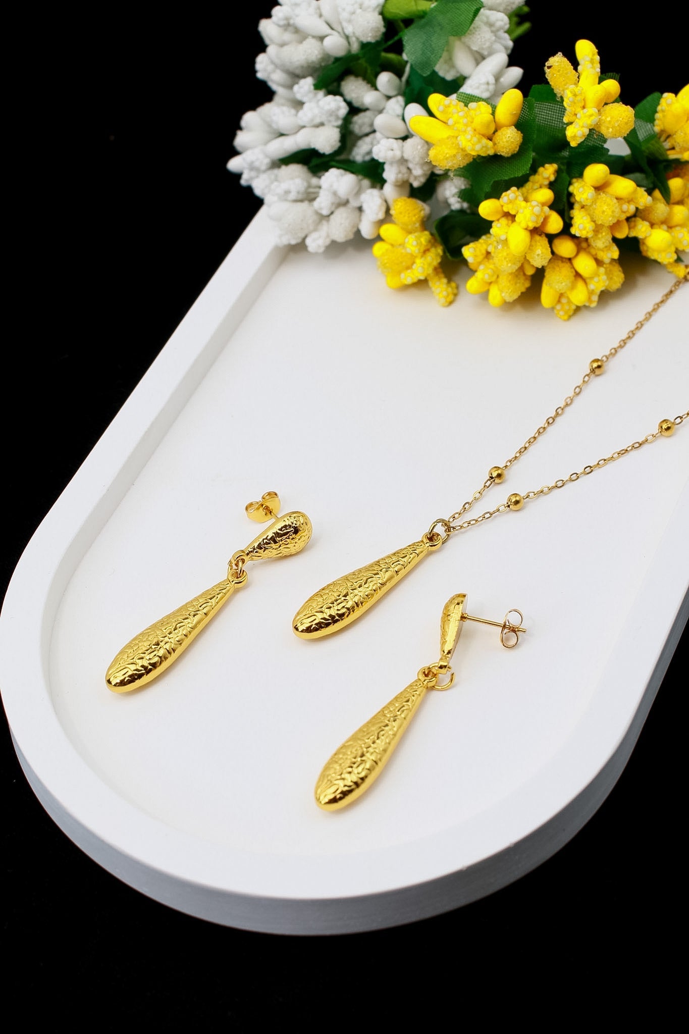 Textured Teardrop Pendant Necklace & Earrings Set - Maxiblink