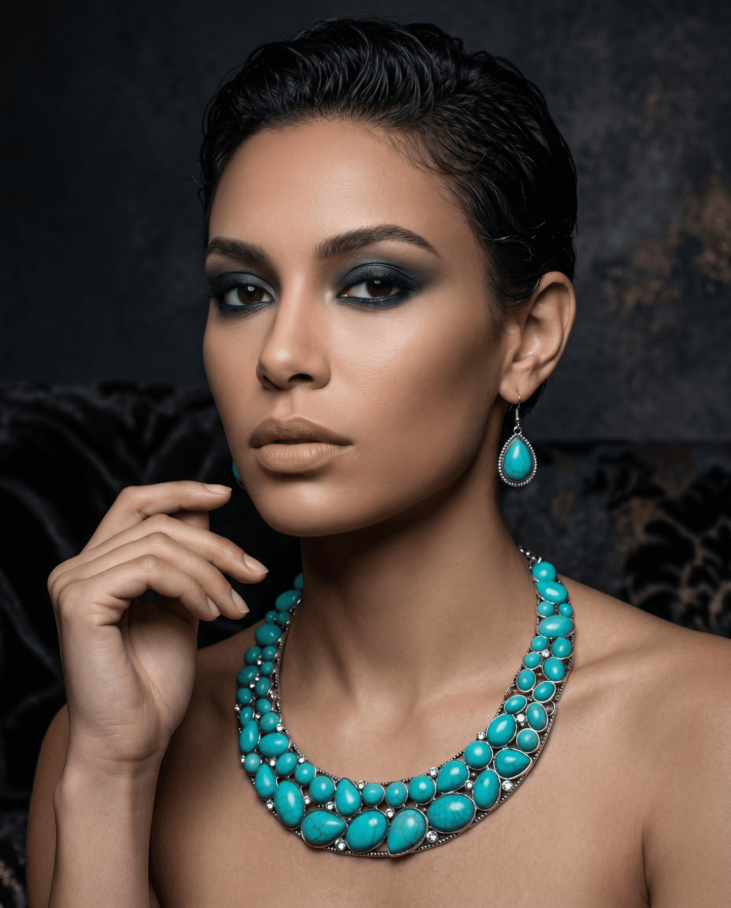 Turquoise Stone Silver Tone Collar Necklace & Earring Set - Maxiblink