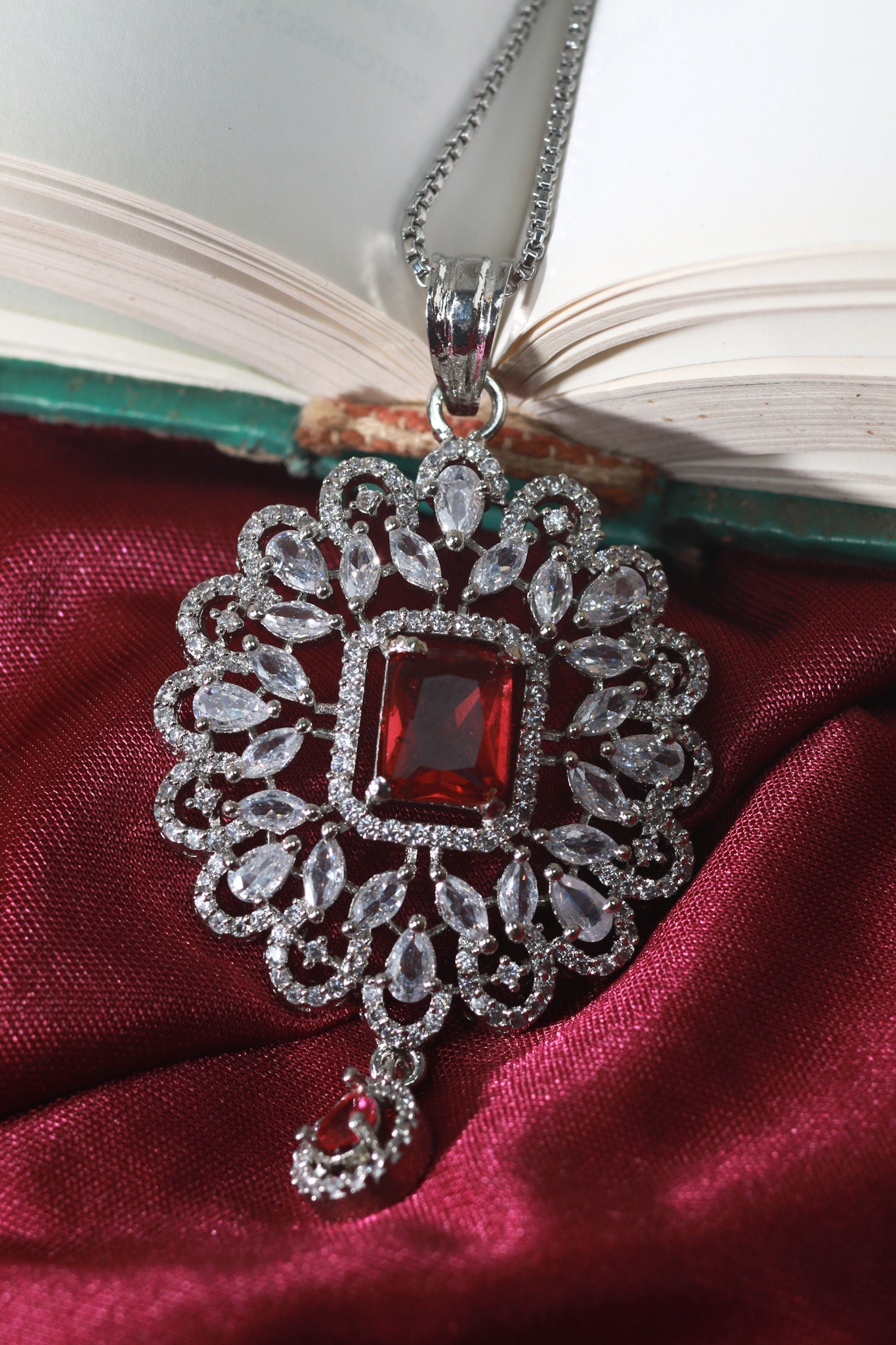 Vintage Ruby Pendant AD Necklace Set - Maxiblink